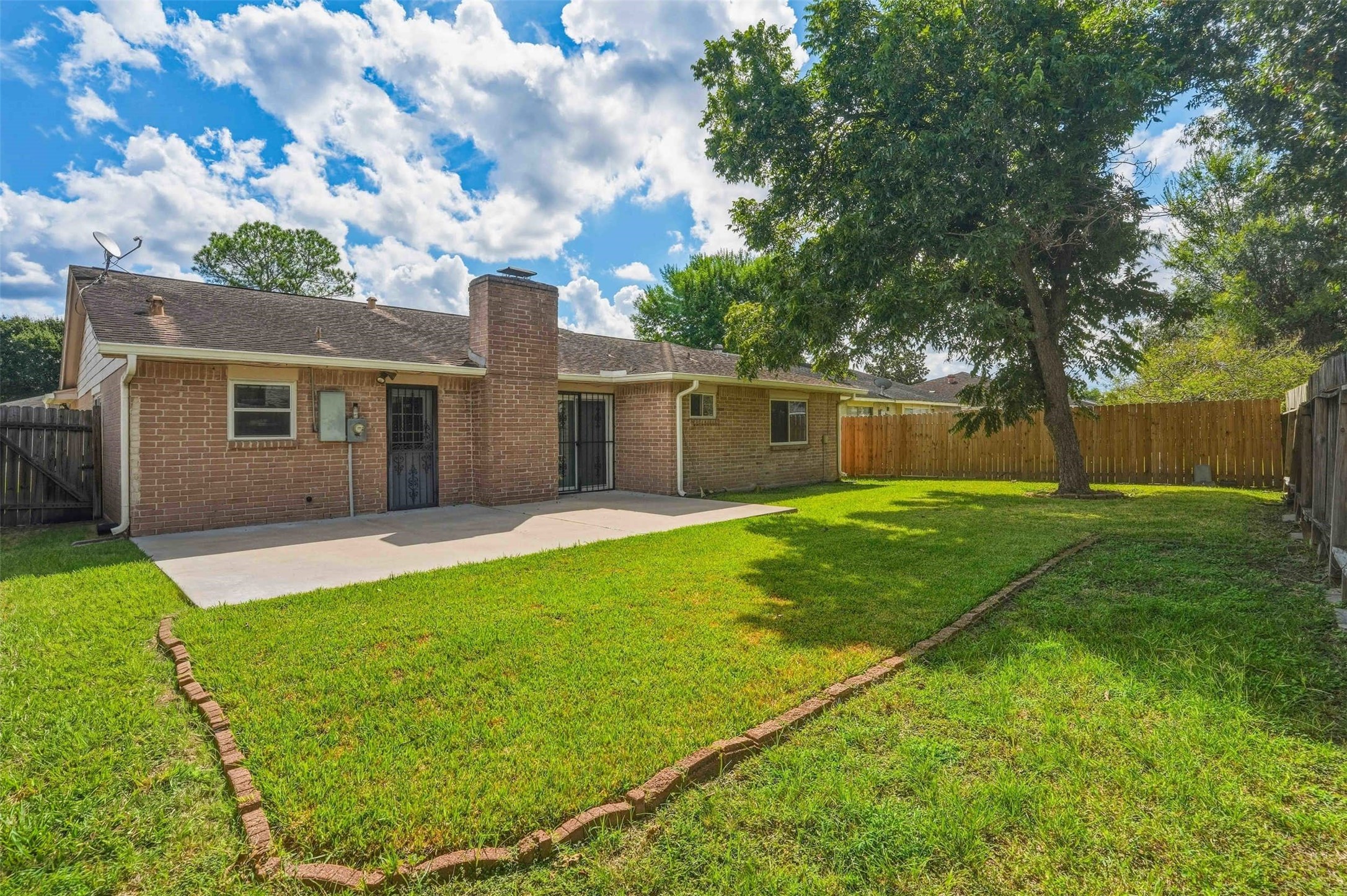 10514 Long River Drive Property Photo 21