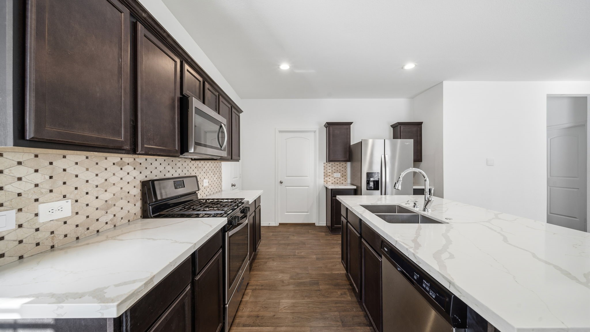 2403 Moraine Valley Drive Property Photo 8