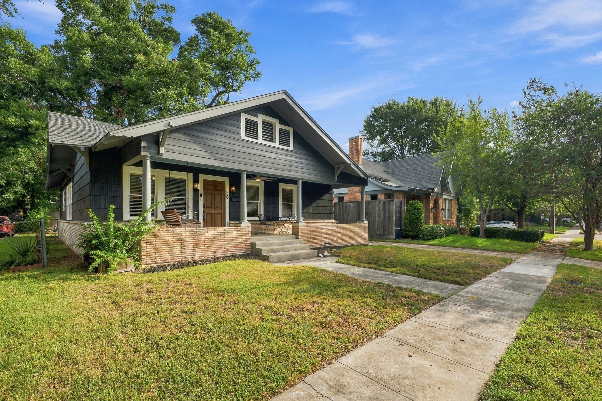 905 Pizer Street Property Photo 1