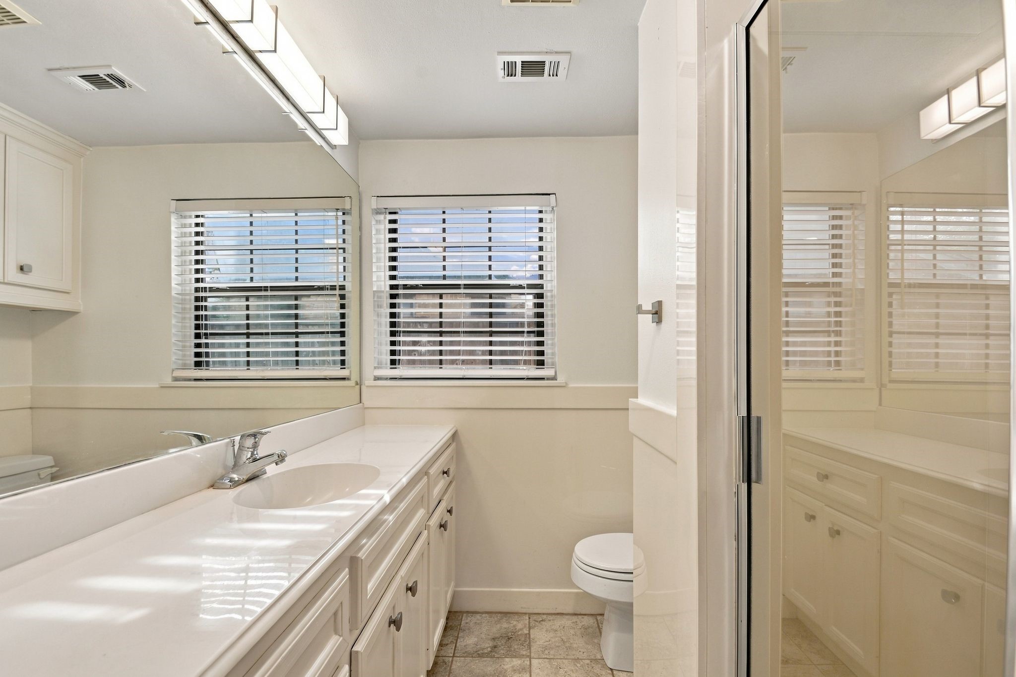 905 Pizer Street Property Photo 12