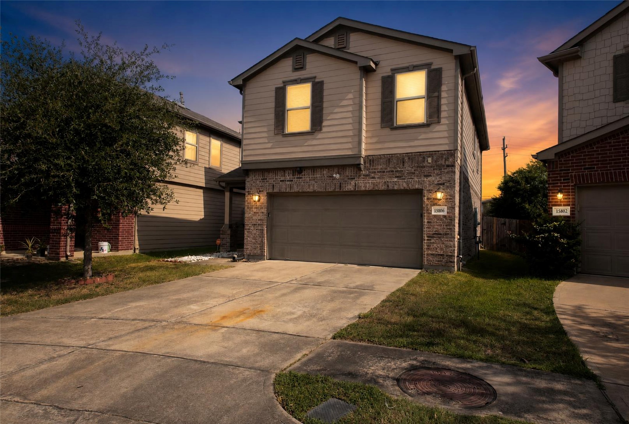 15806 Copper Oak Lane Property Photo