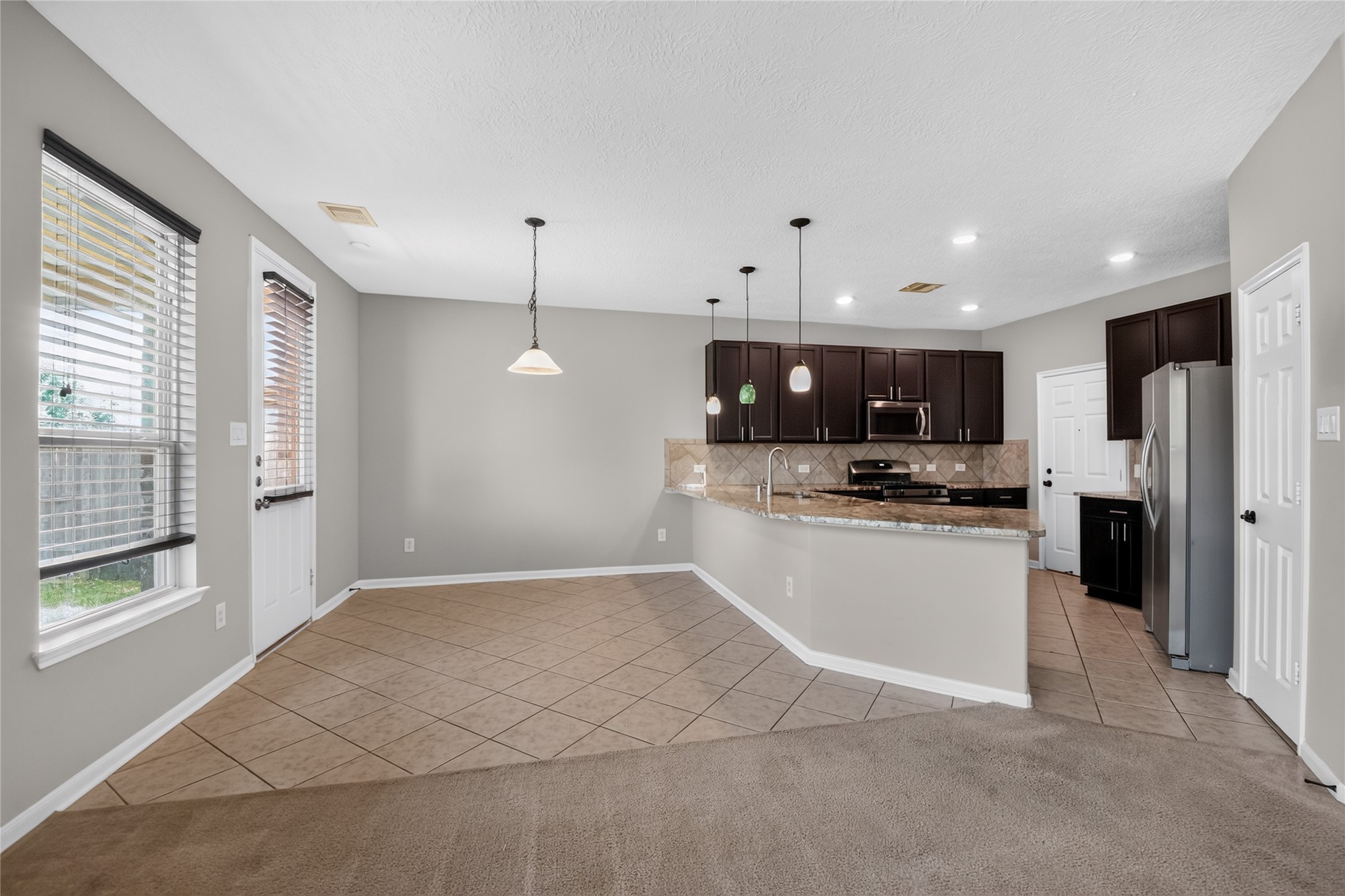 15806 Copper Oak Lane Property Photo 18