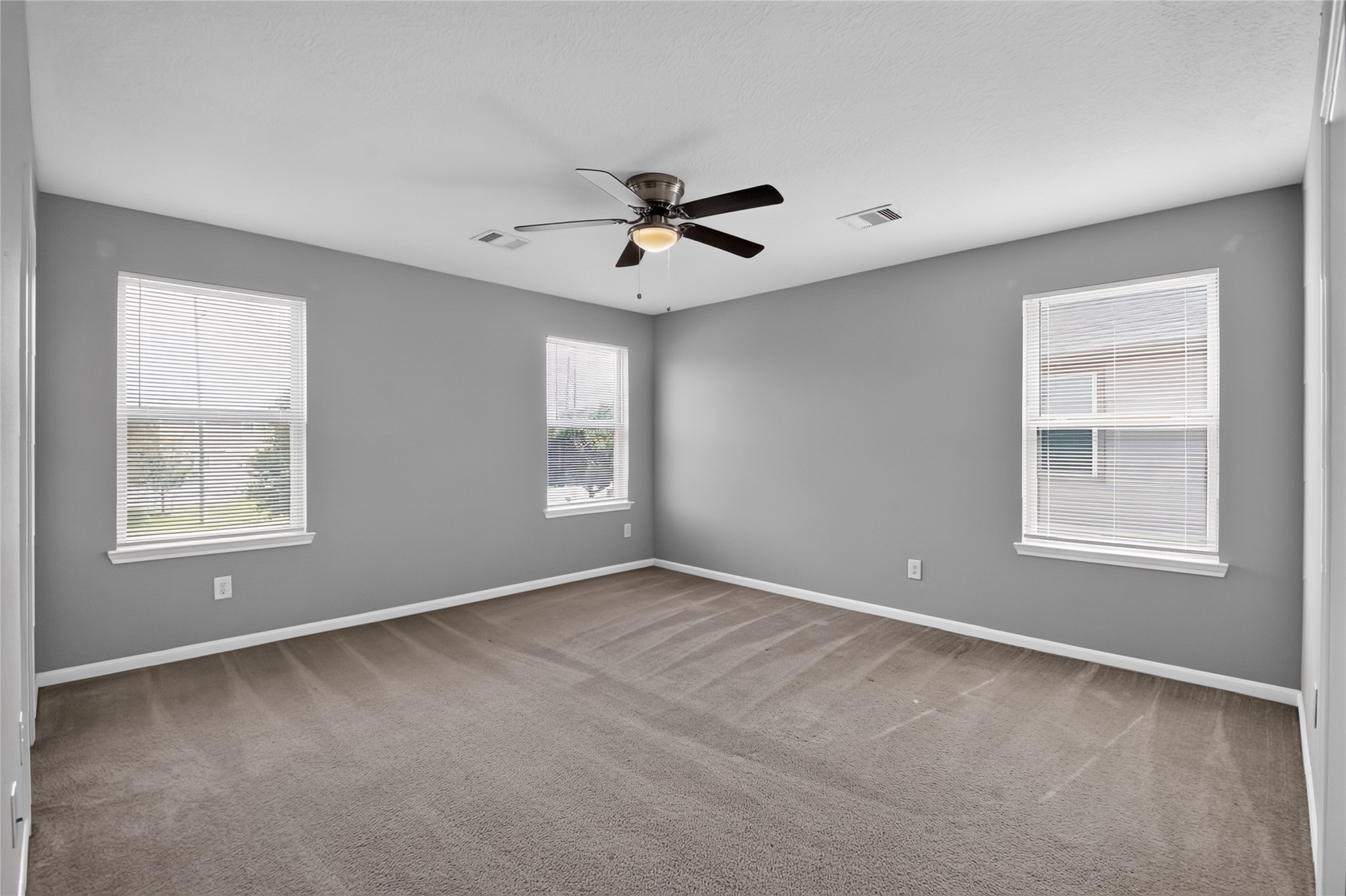 15806 Copper Oak Lane Property Photo 21