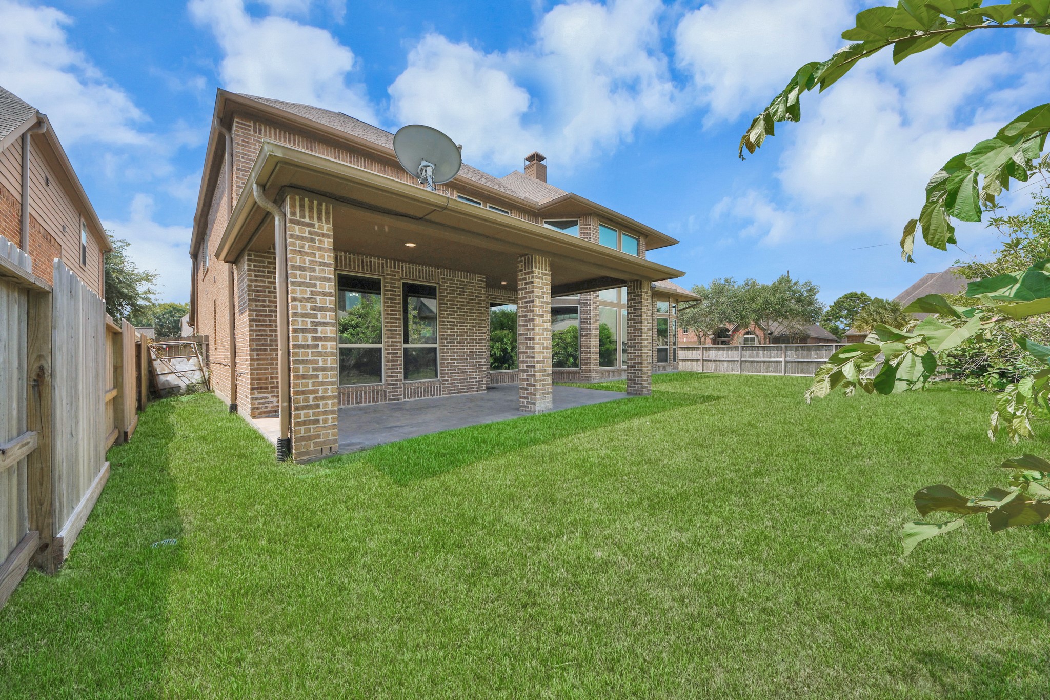 13617 Fountain Mist Drive Property Photo 45