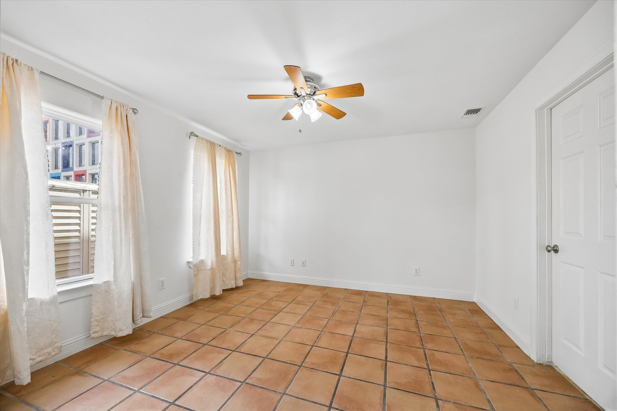 4011 Garrott Street Property Photo 3