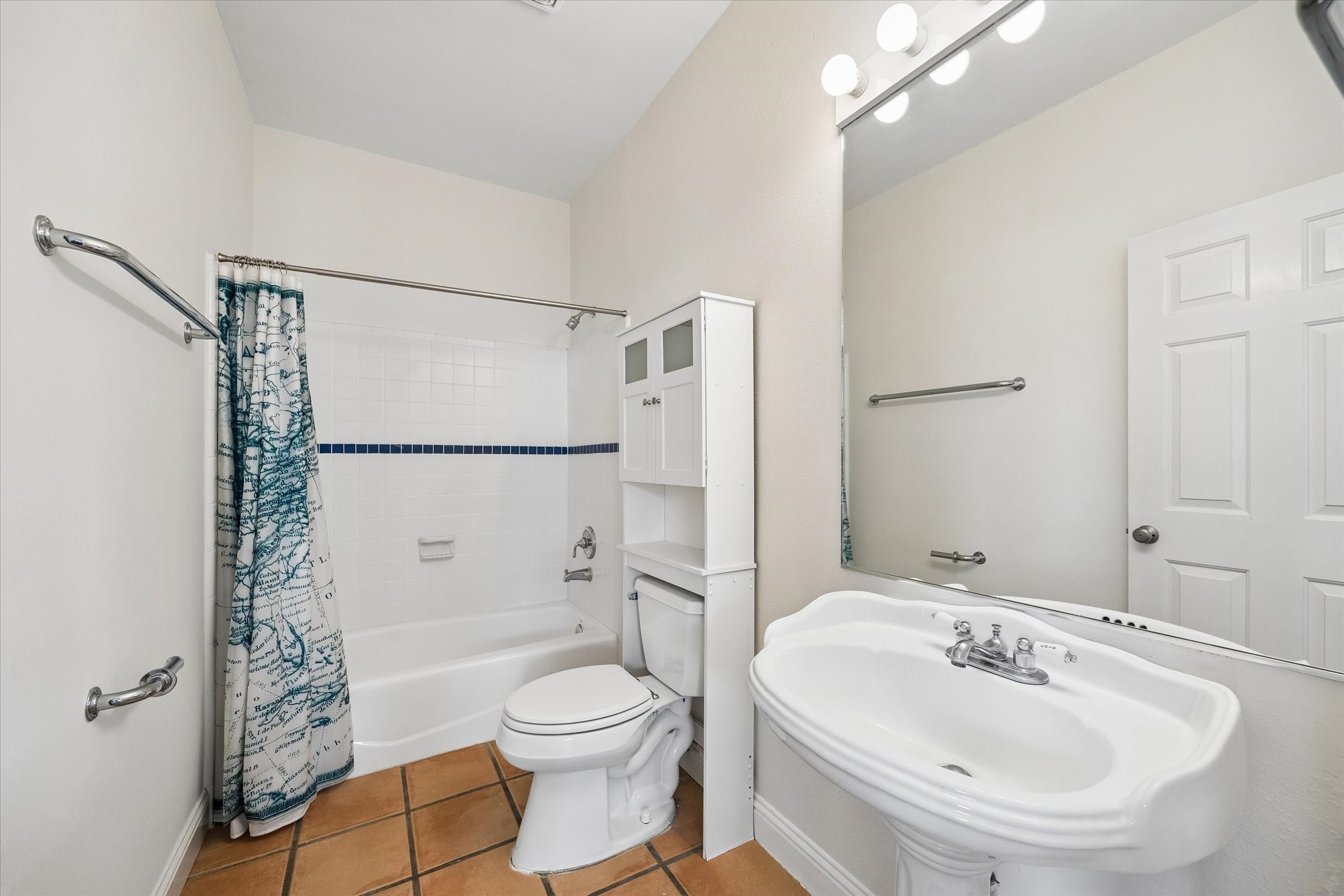 4011 Garrott Street Property Photo 11