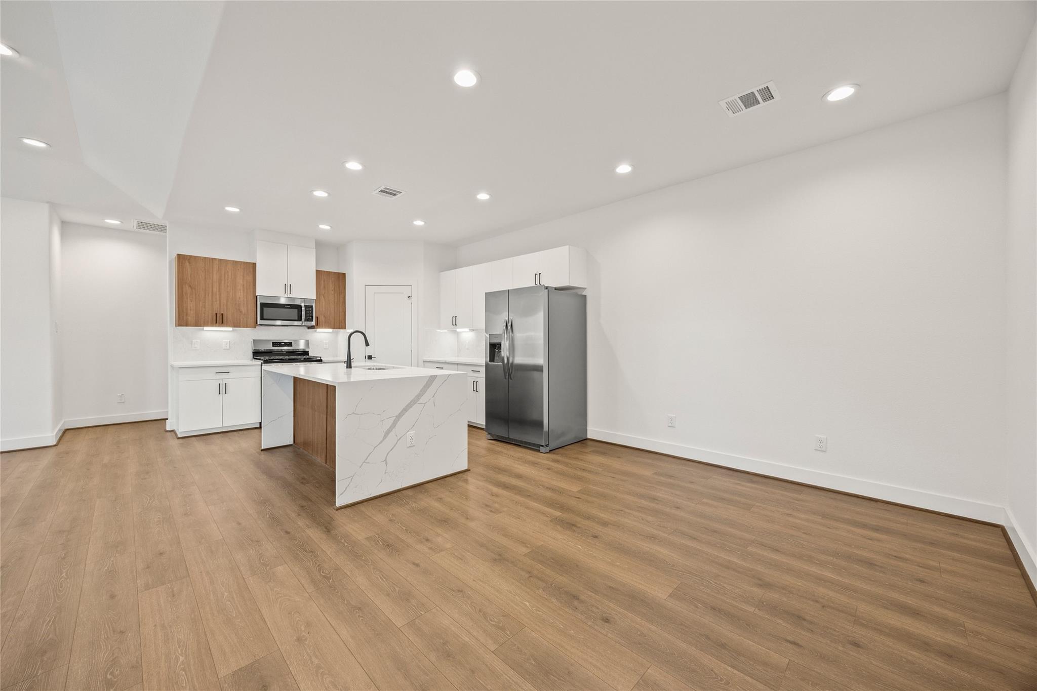 2619 Seaglass View Drive Property Photo 7