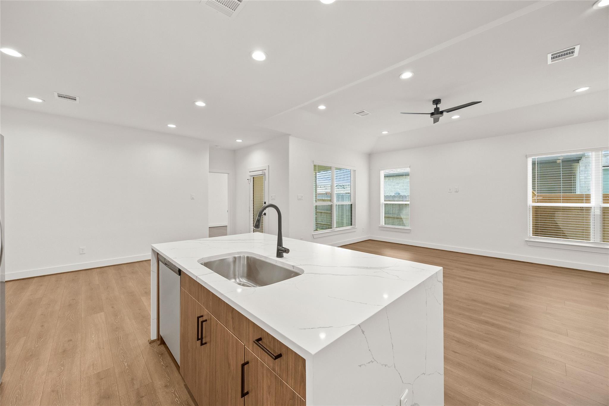 2619 Seaglass View Drive Property Photo 12