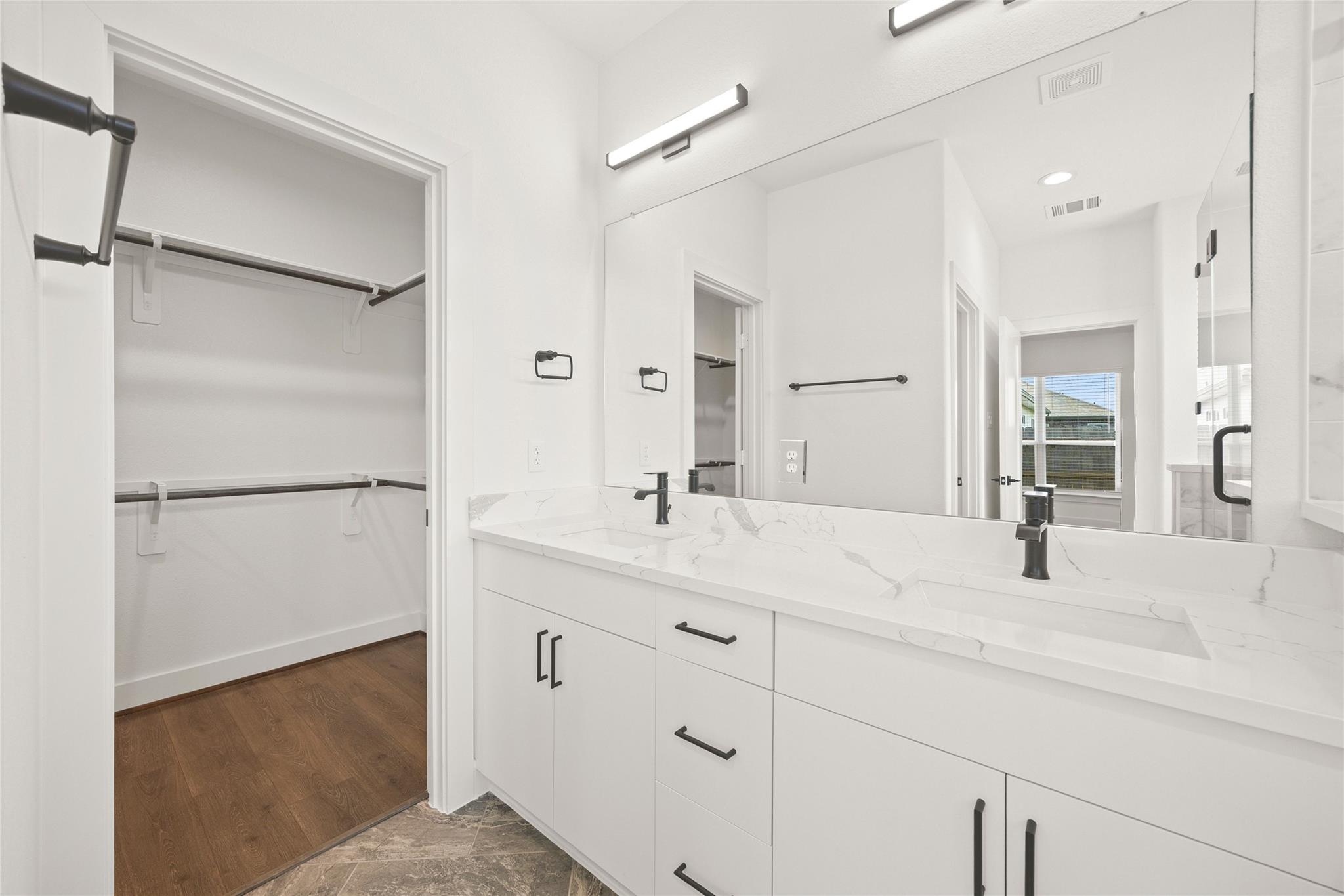 2619 Seaglass View Drive Property Photo 18