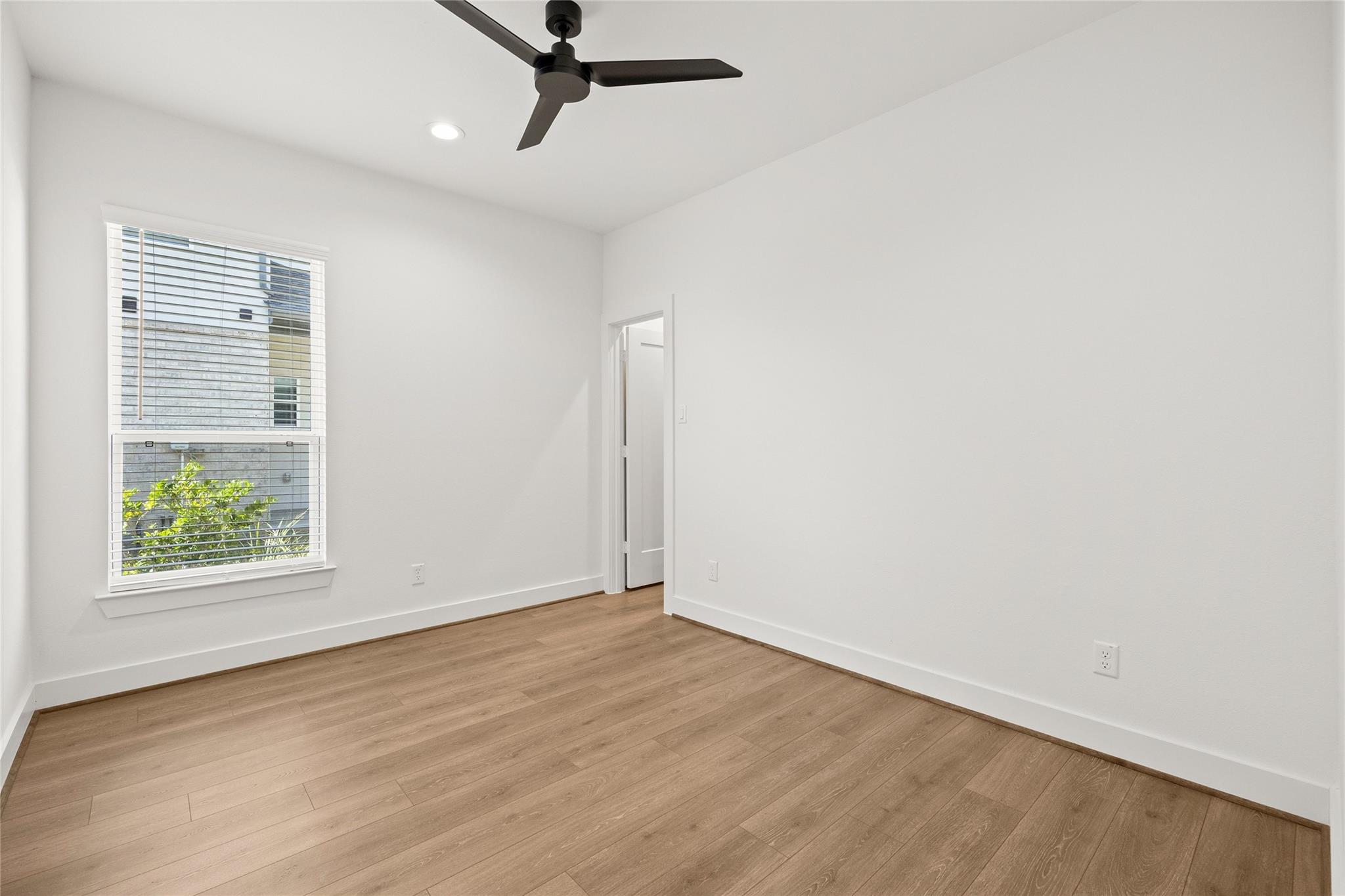 2619 Seaglass View Drive Property Photo 20