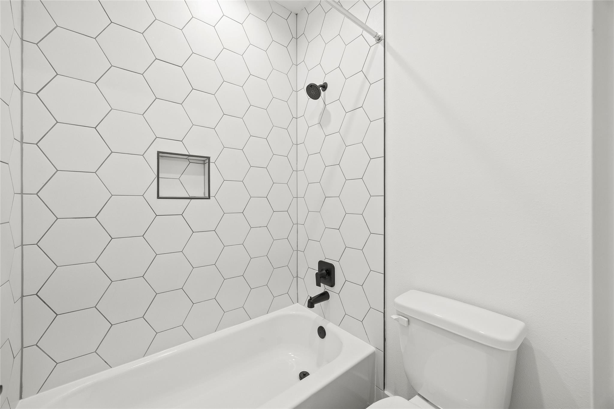 2619 Seaglass View Drive Property Photo 24