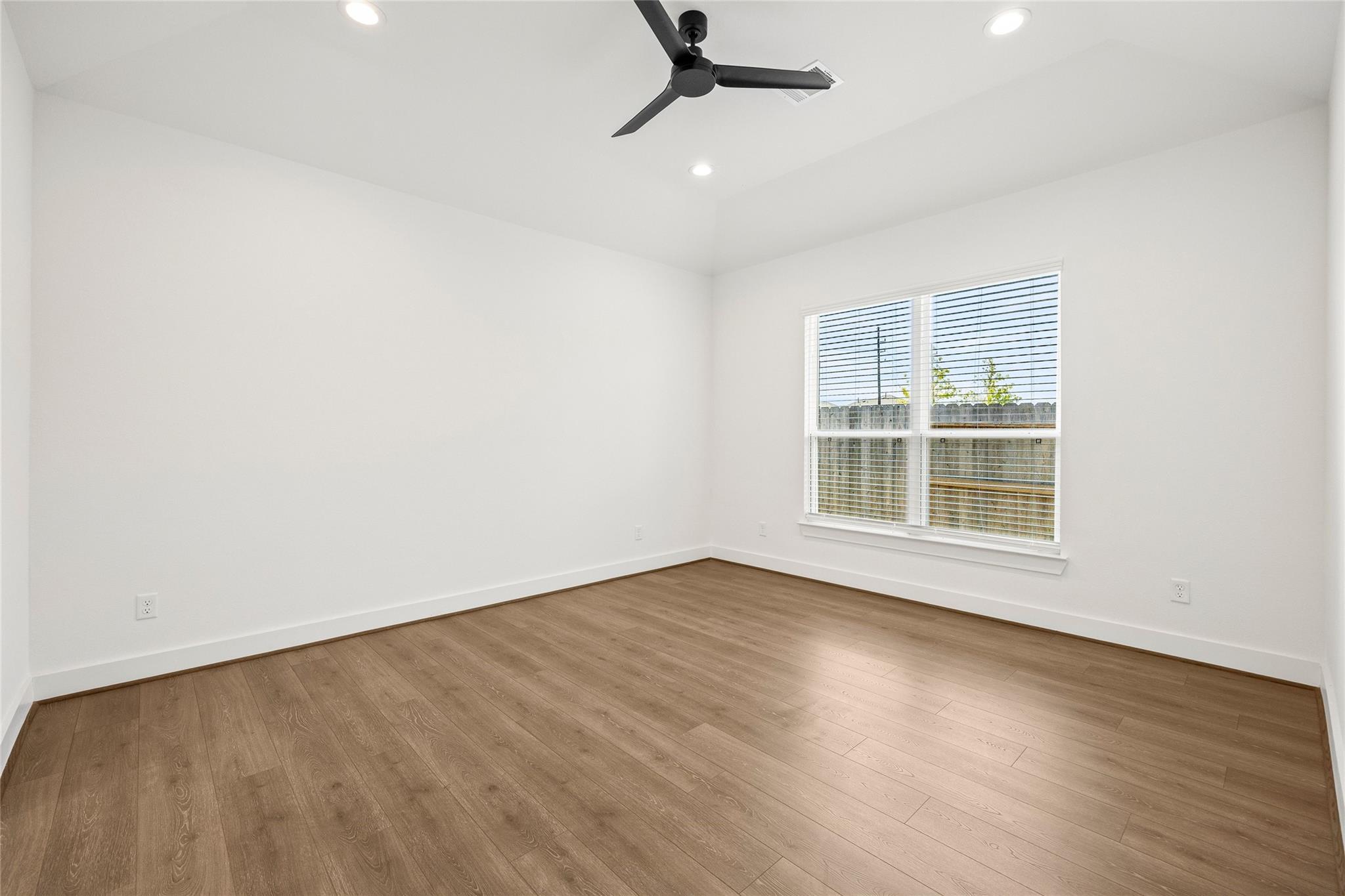 2619 Seaglass View Drive Property Photo 25