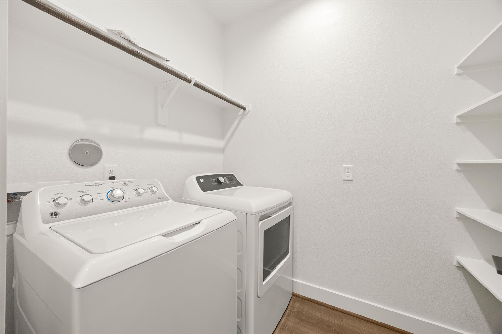 2619 Seaglass View Drive Property Photo 26