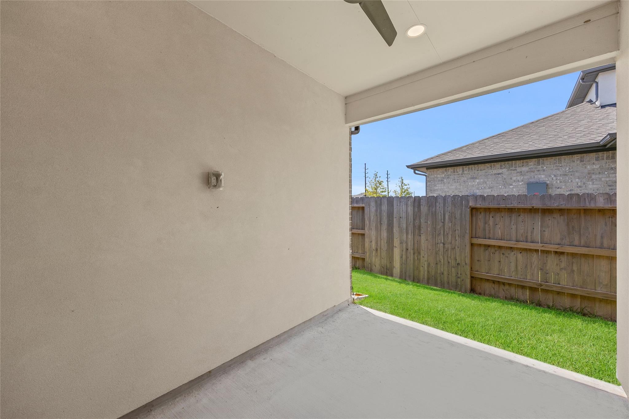 2619 Seaglass View Drive Property Photo 29