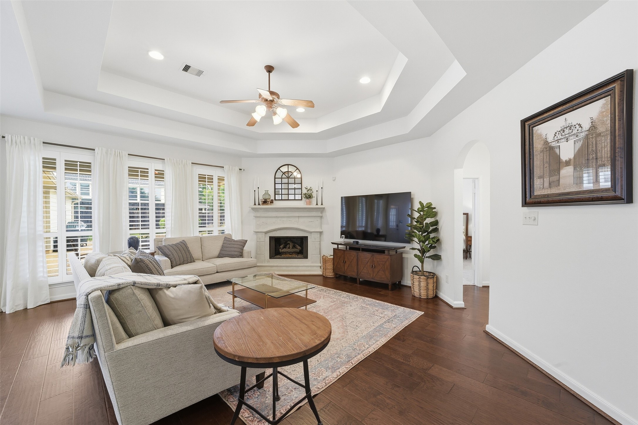2815 Golden Larch Drive Property Photo 10