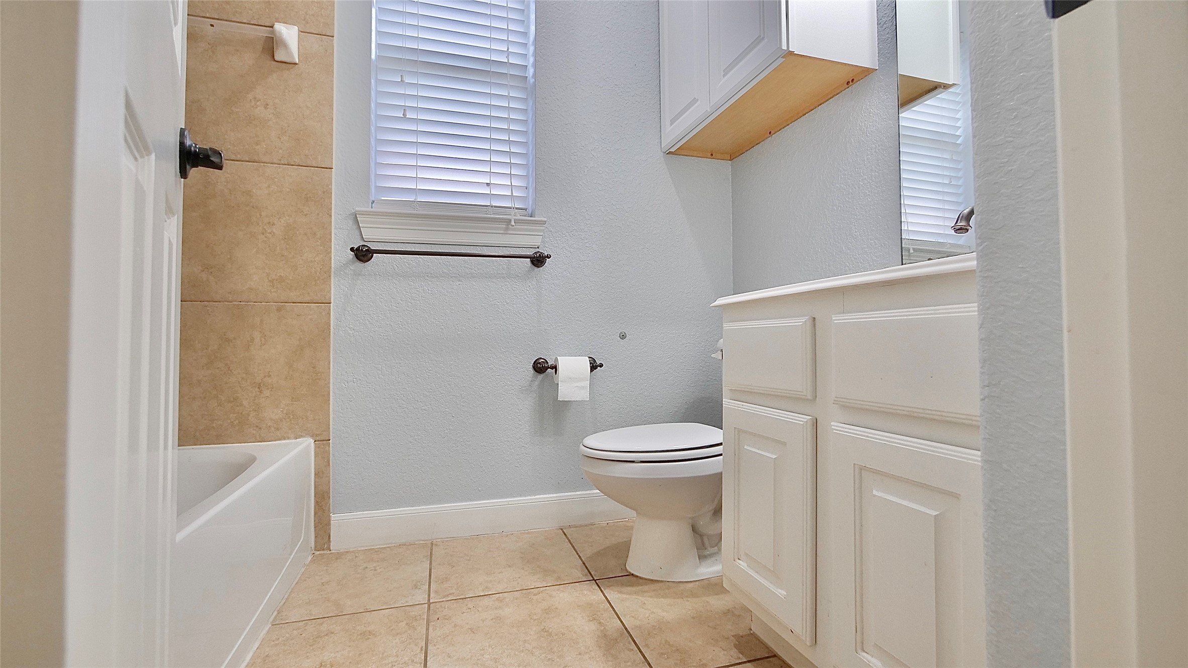 8303 Crescent Knolls Dr Drive Property Photo 34