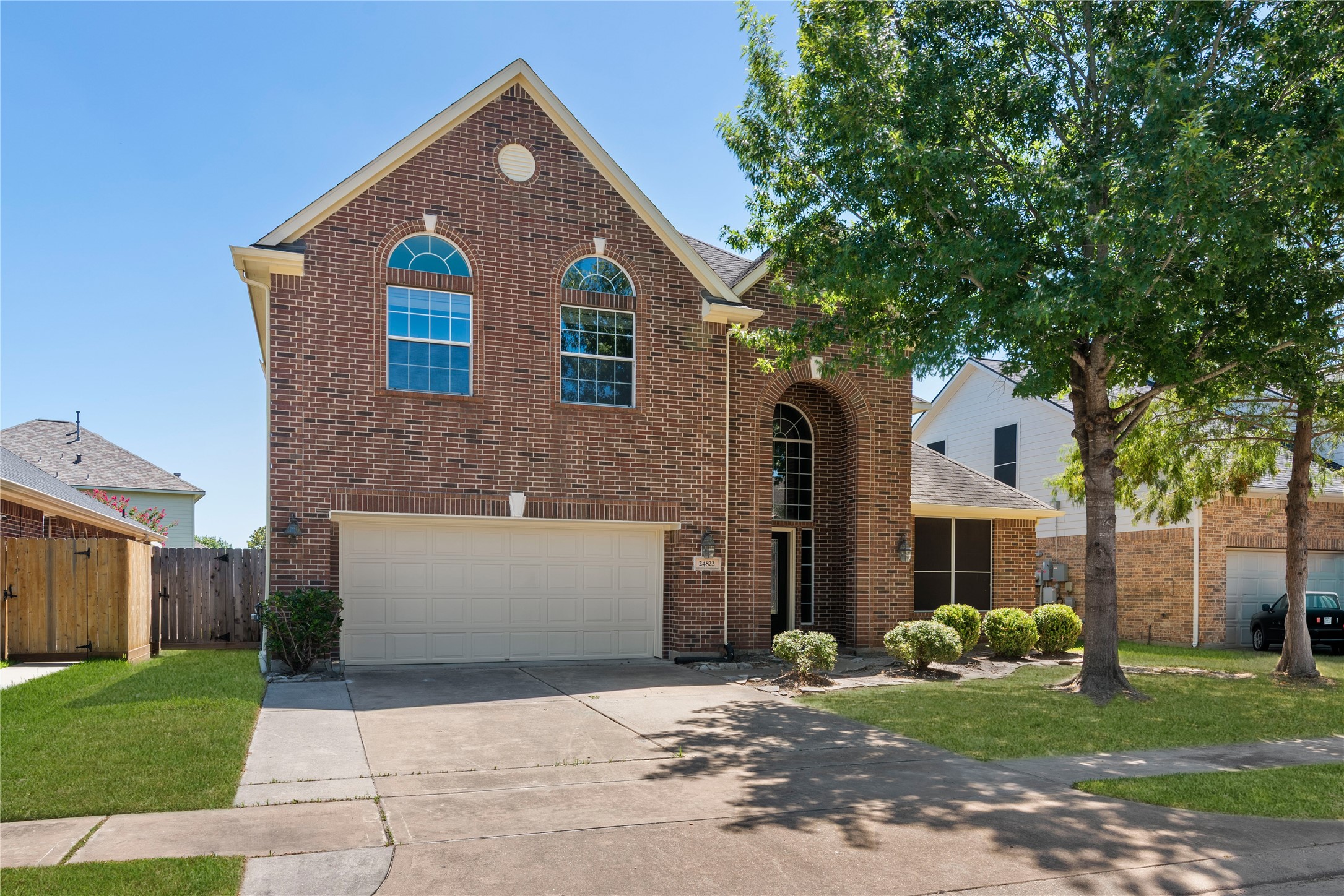 24822 Dutton Point Drive Property Photo 1