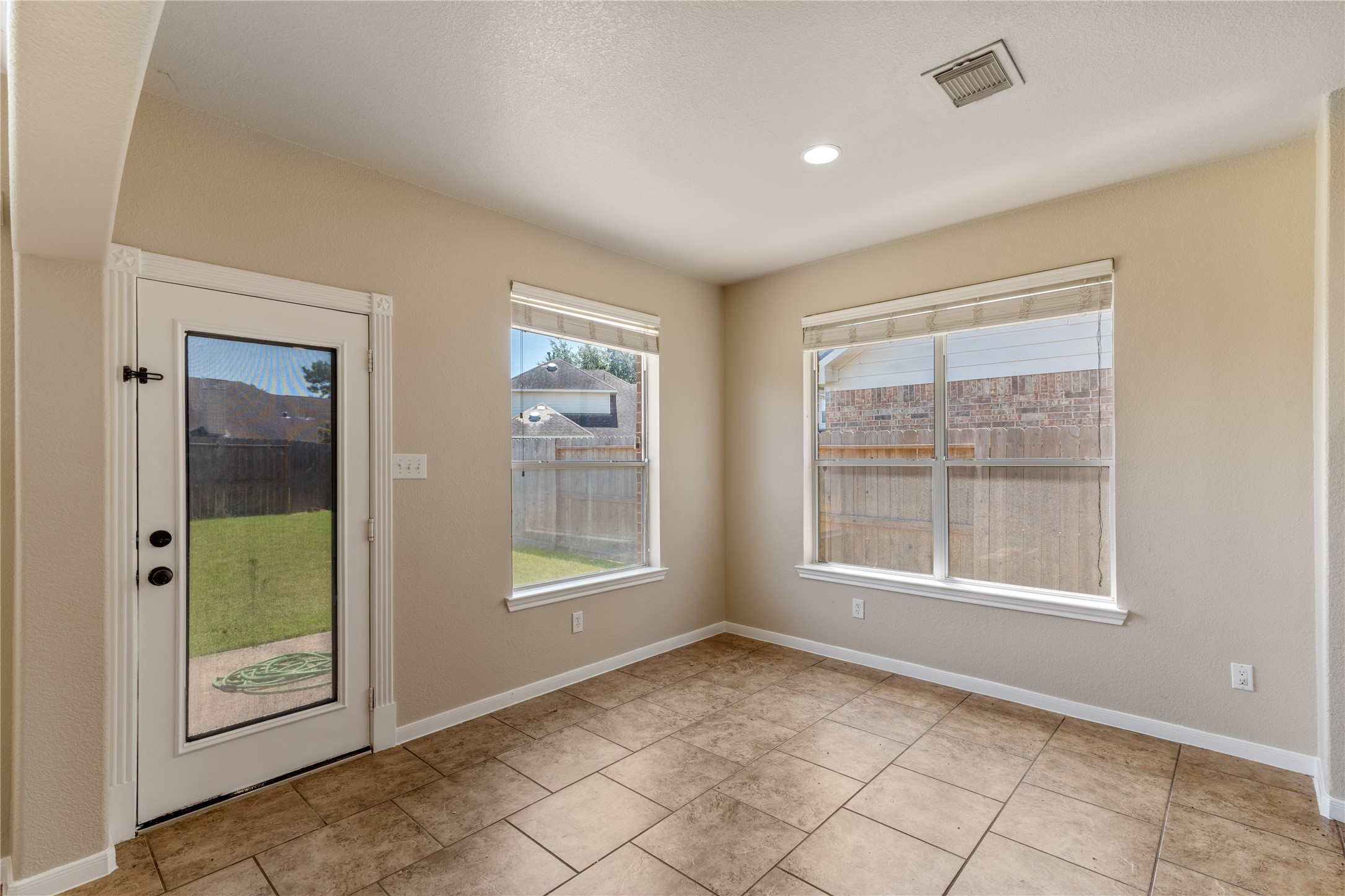 24822 Dutton Point Drive Property Photo 15