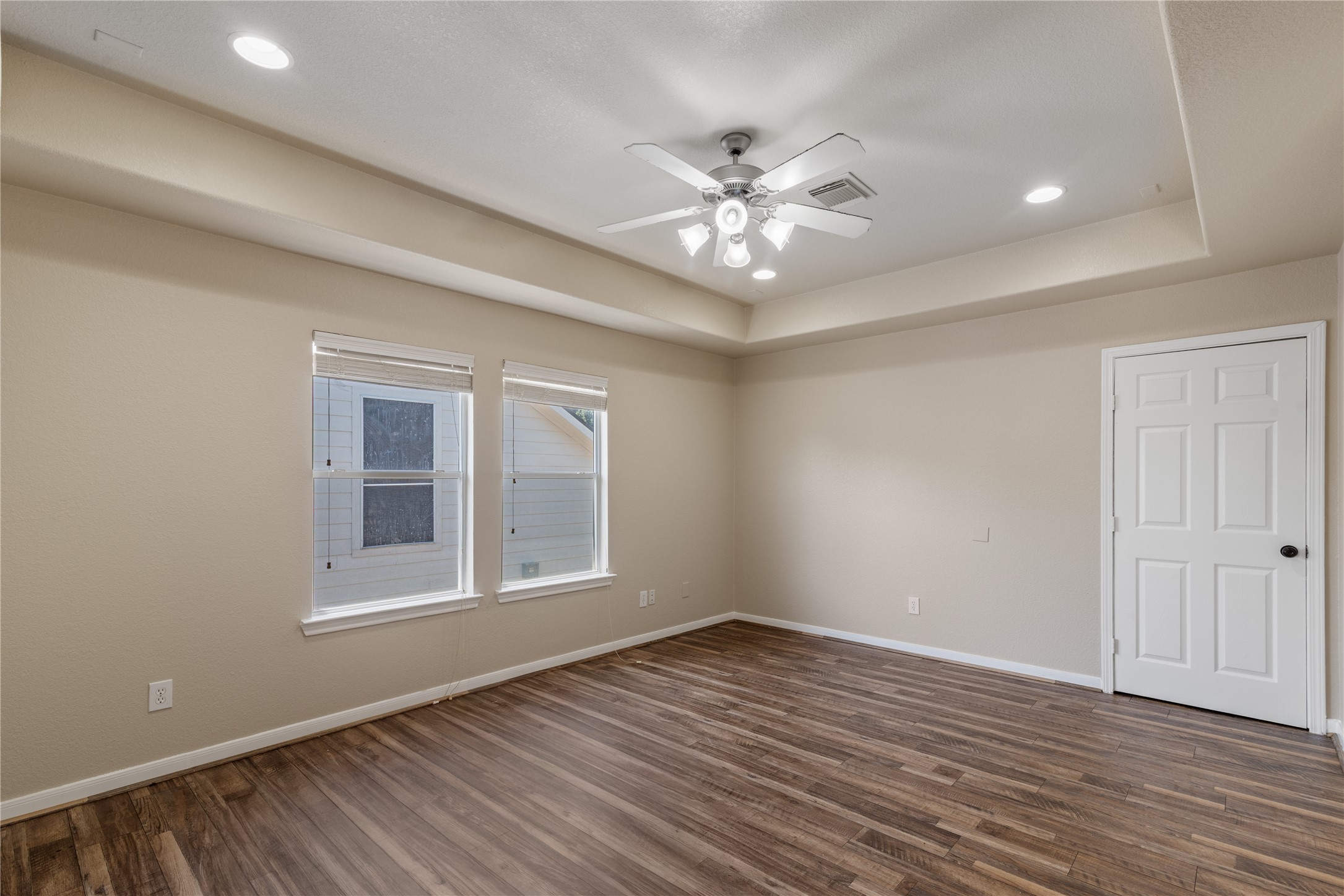 24822 Dutton Point Drive Property Photo 28