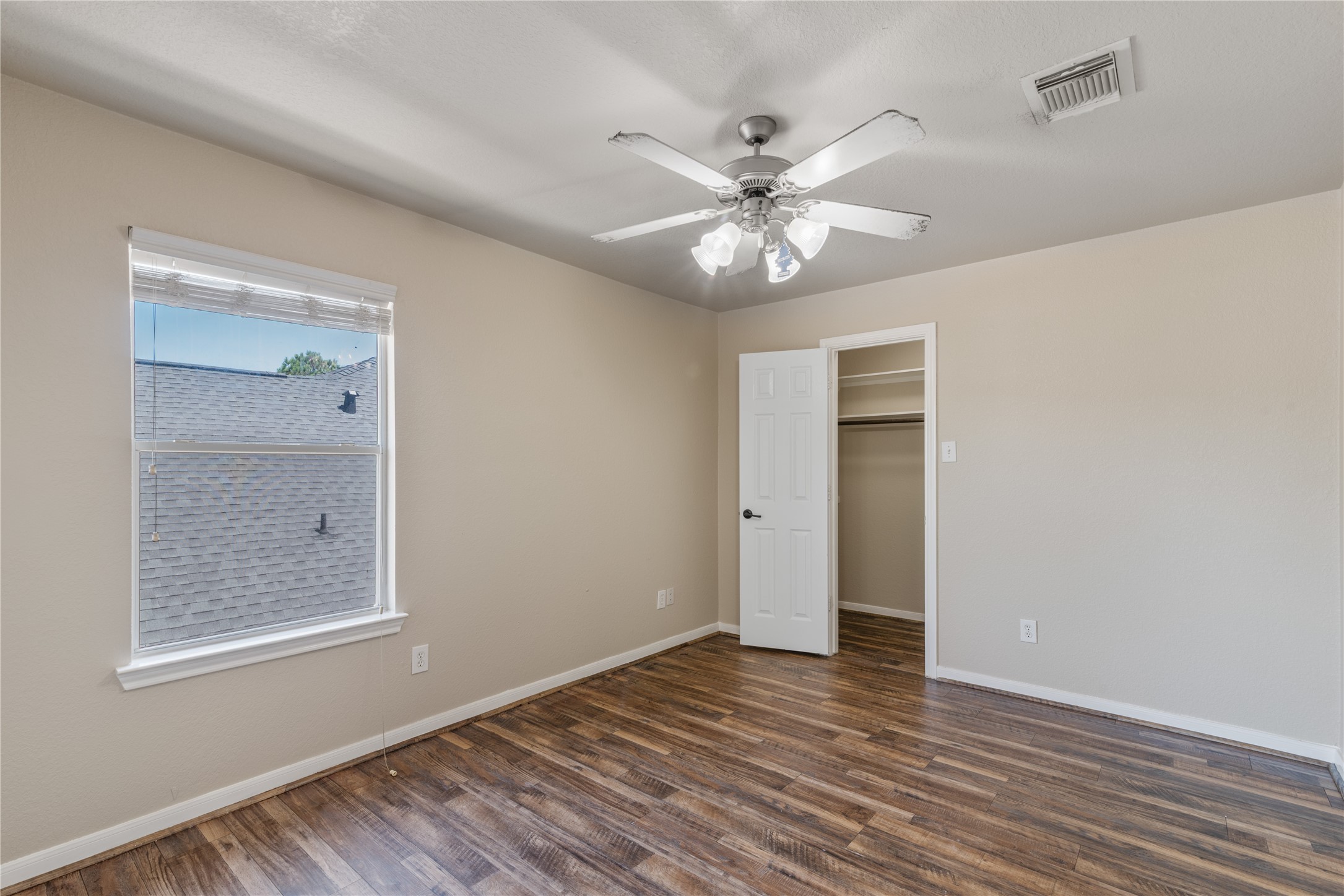 24822 Dutton Point Drive Property Photo 36