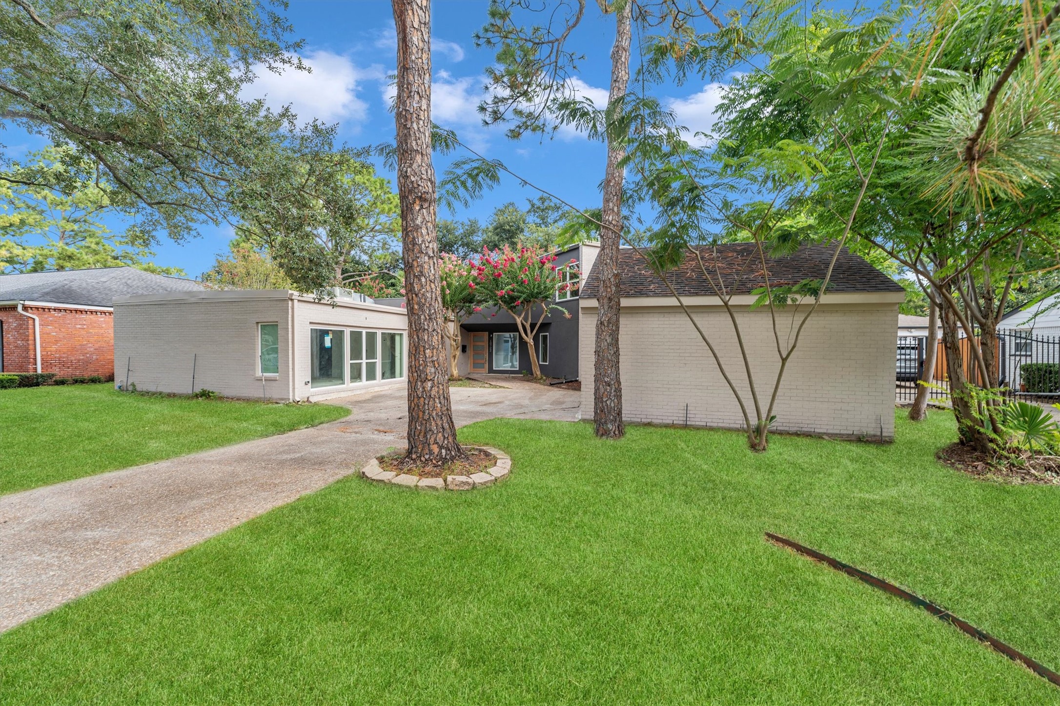 10722 Ella Lee Lane Property Photo 1