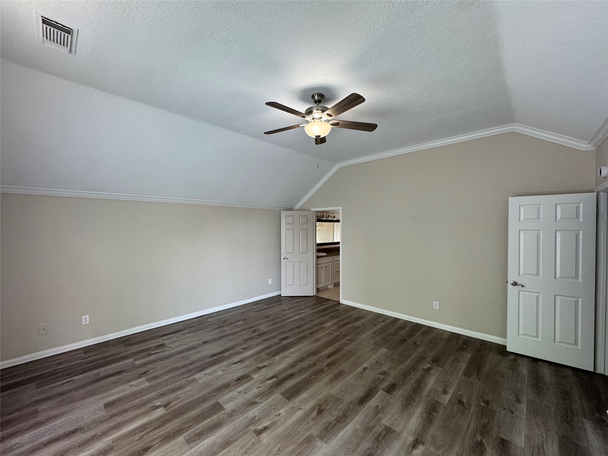 10310 Sable Trail Property Photo 5