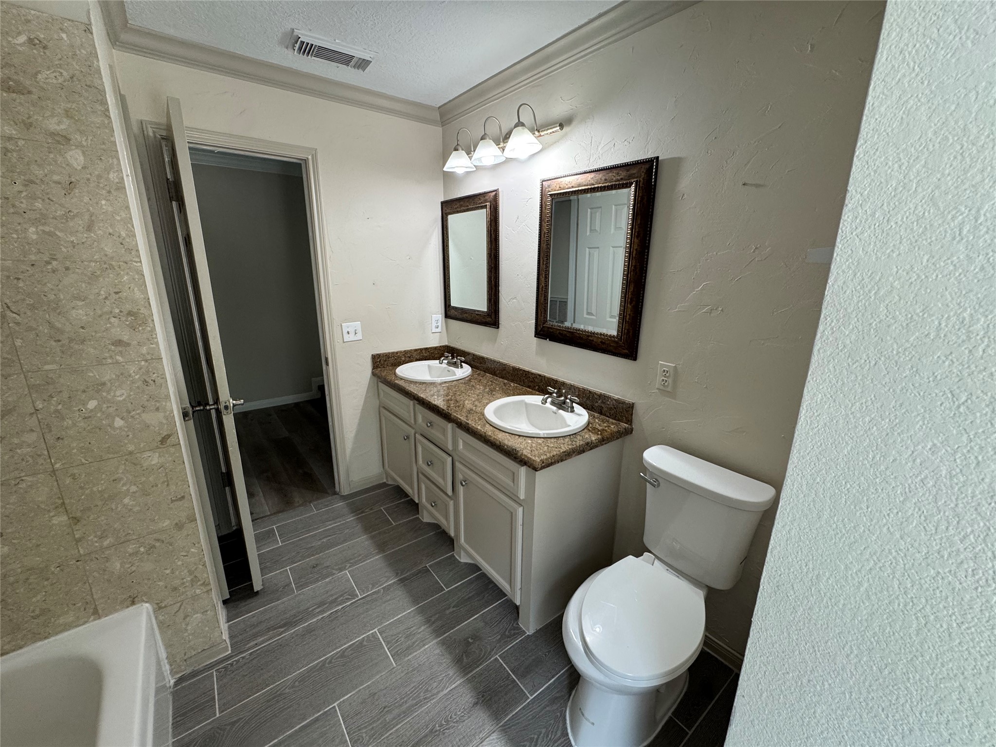 10310 Sable Trail Property Photo 12