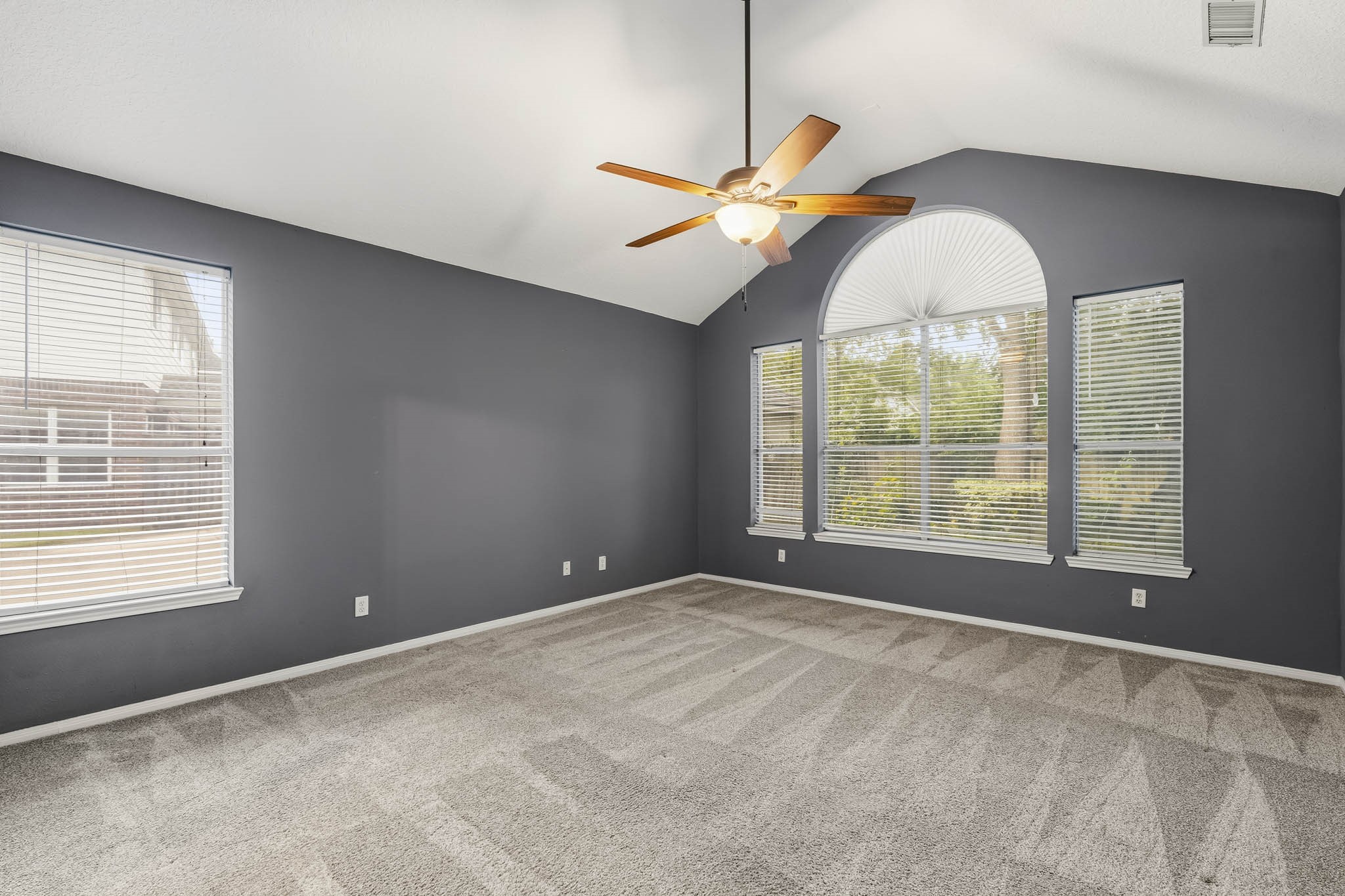 8310 Big Bend Drive Property Photo 22