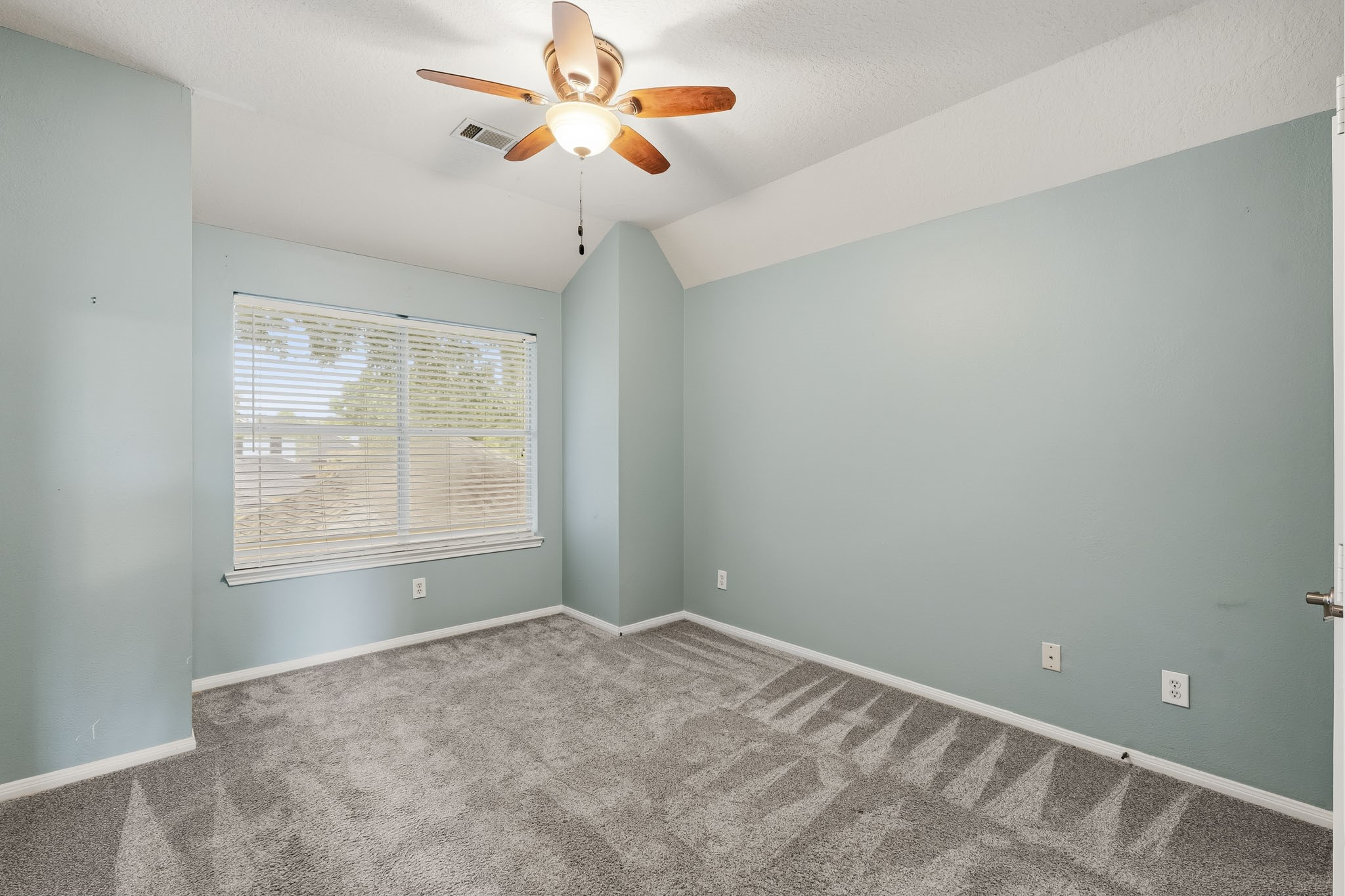 8310 Big Bend Drive Property Photo 40