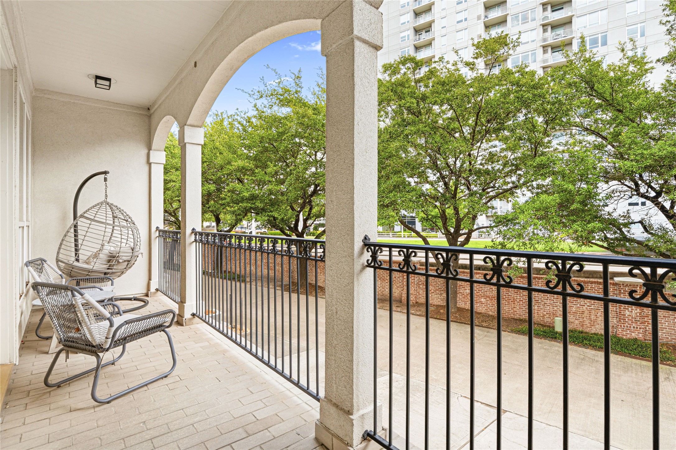 322 S Gate Stone Property Photo 16