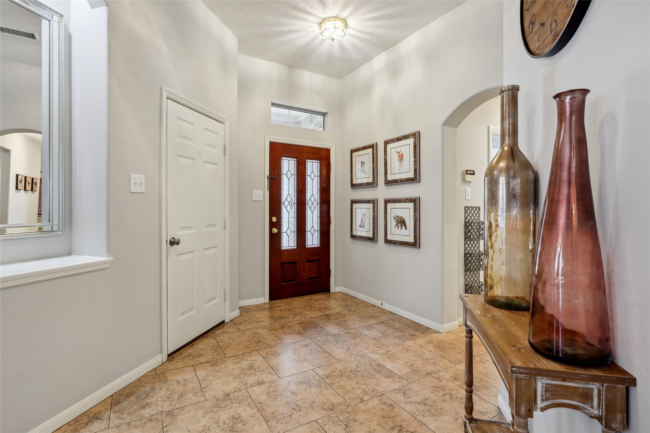 183 N Millport Circle Property Photo 3