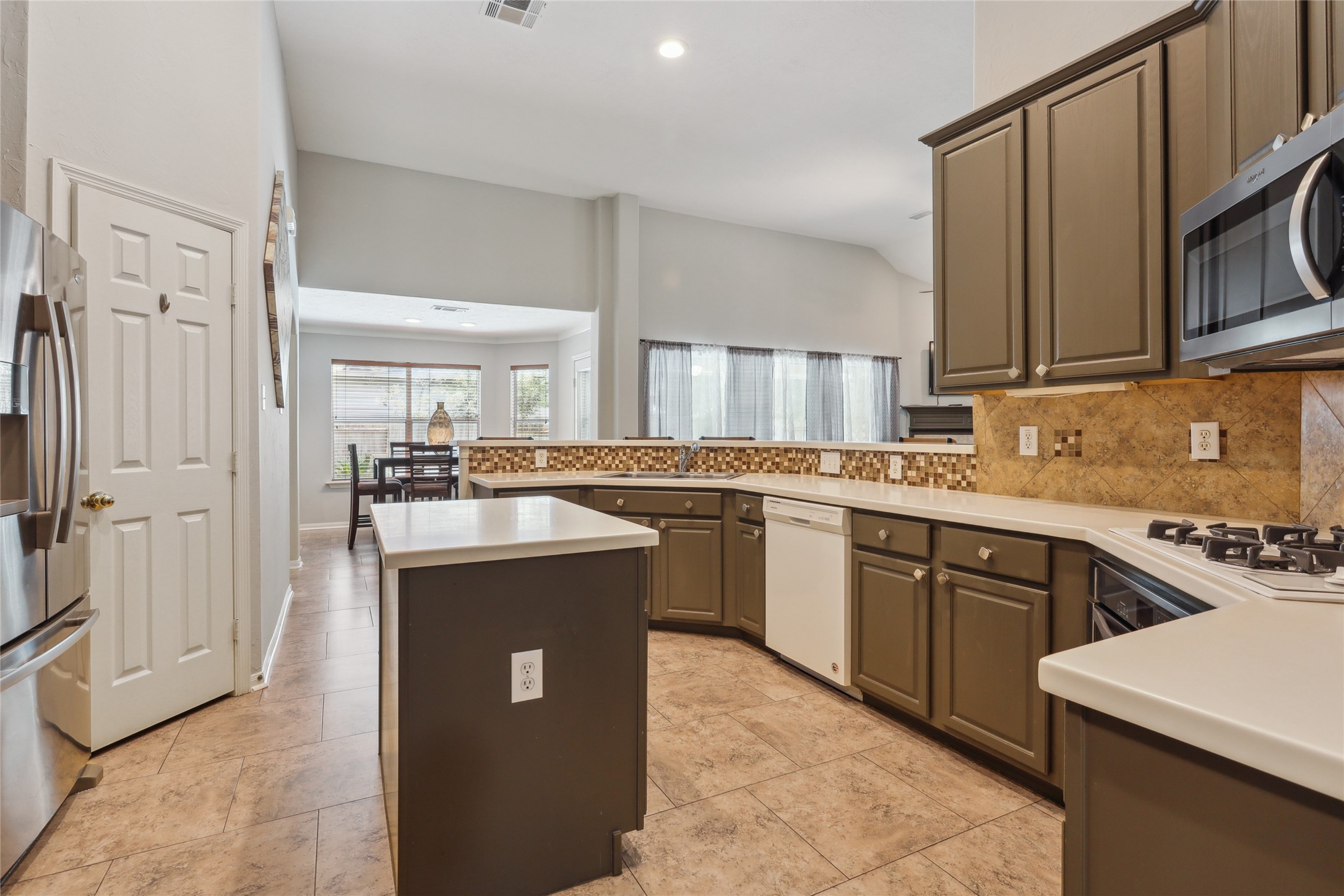 183 N Millport Circle Property Photo 10
