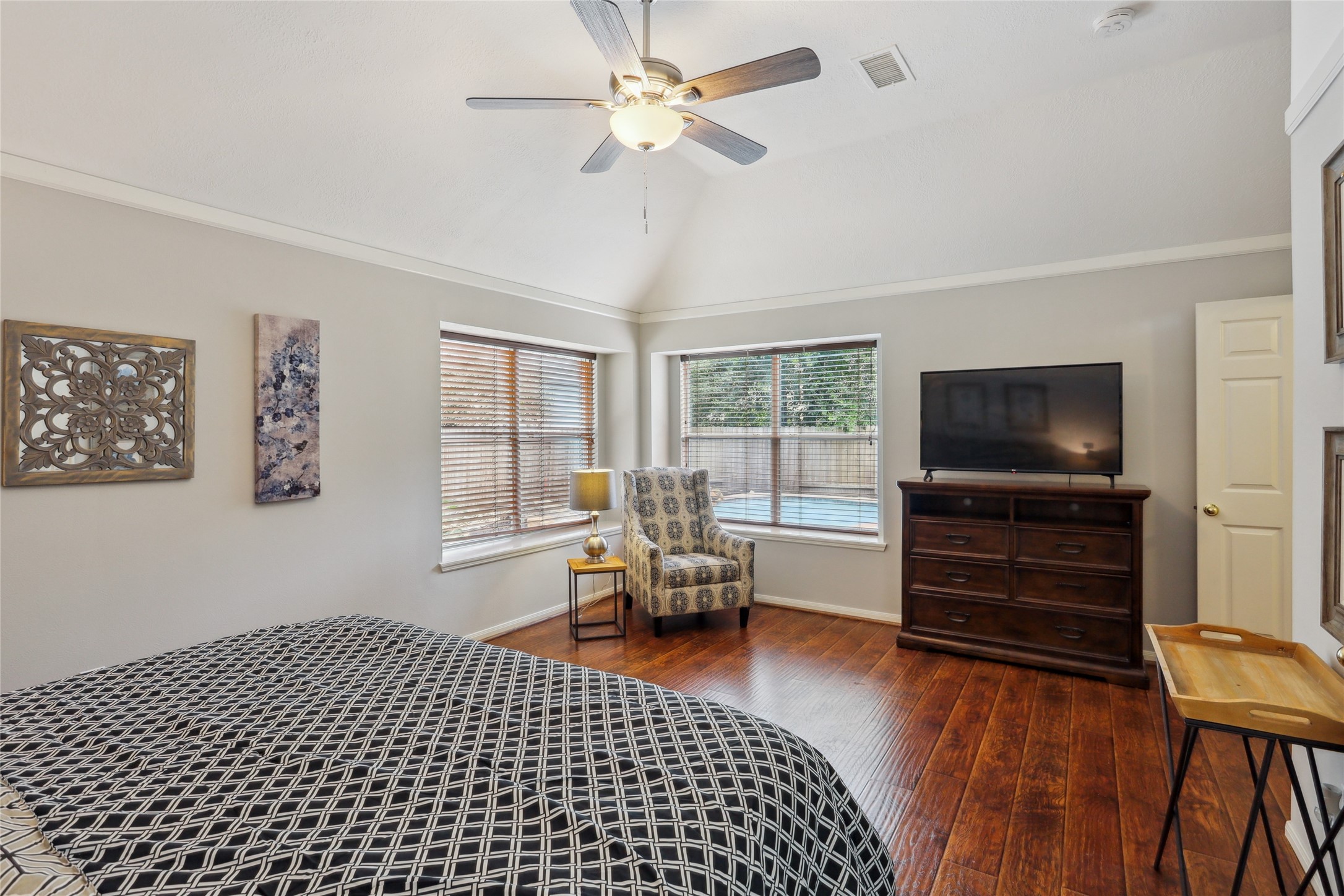 183 N Millport Circle Property Photo 14