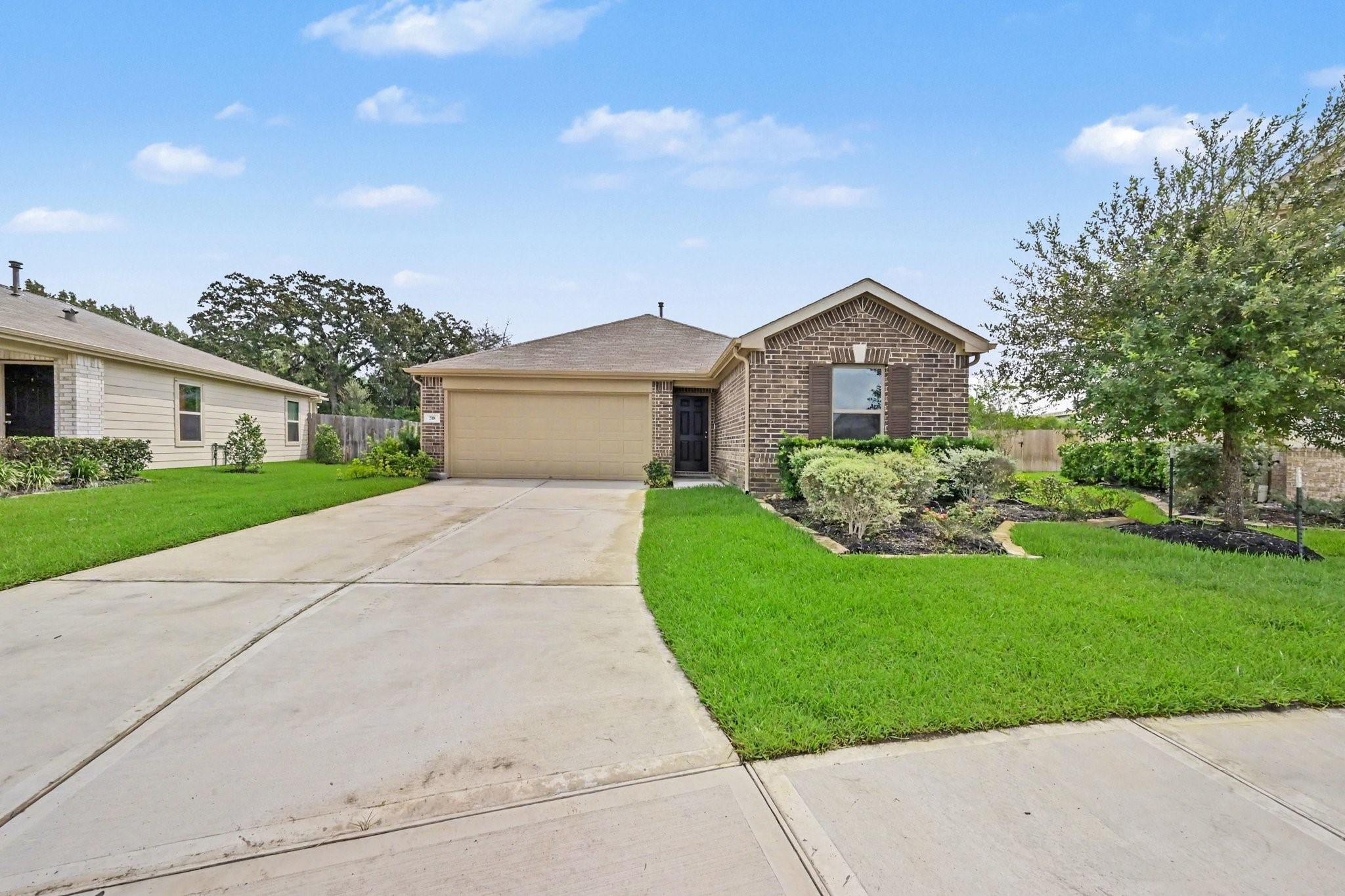 518 Sabino Sky Court Property Photo 3