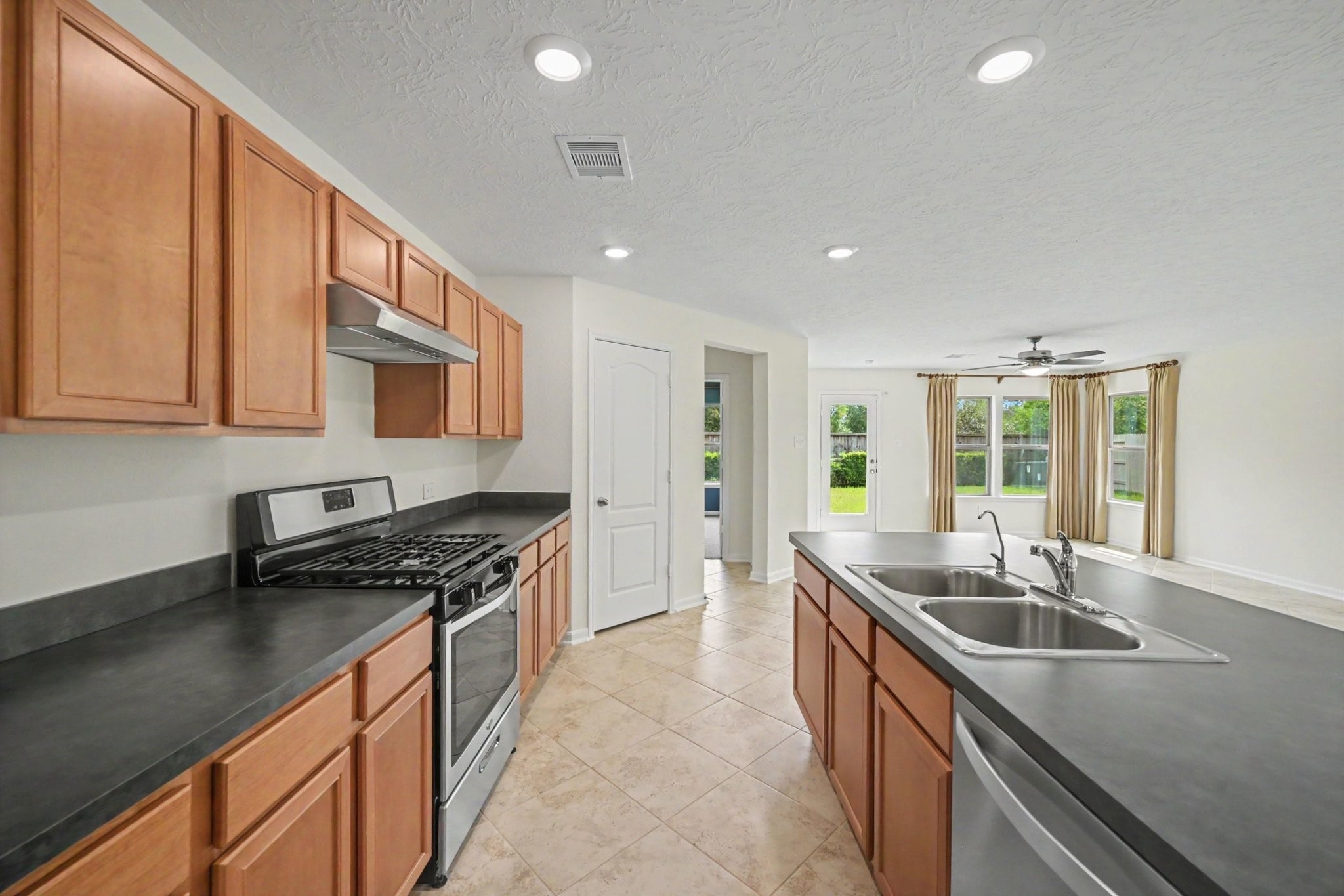 518 Sabino Sky Court Property Photo 11