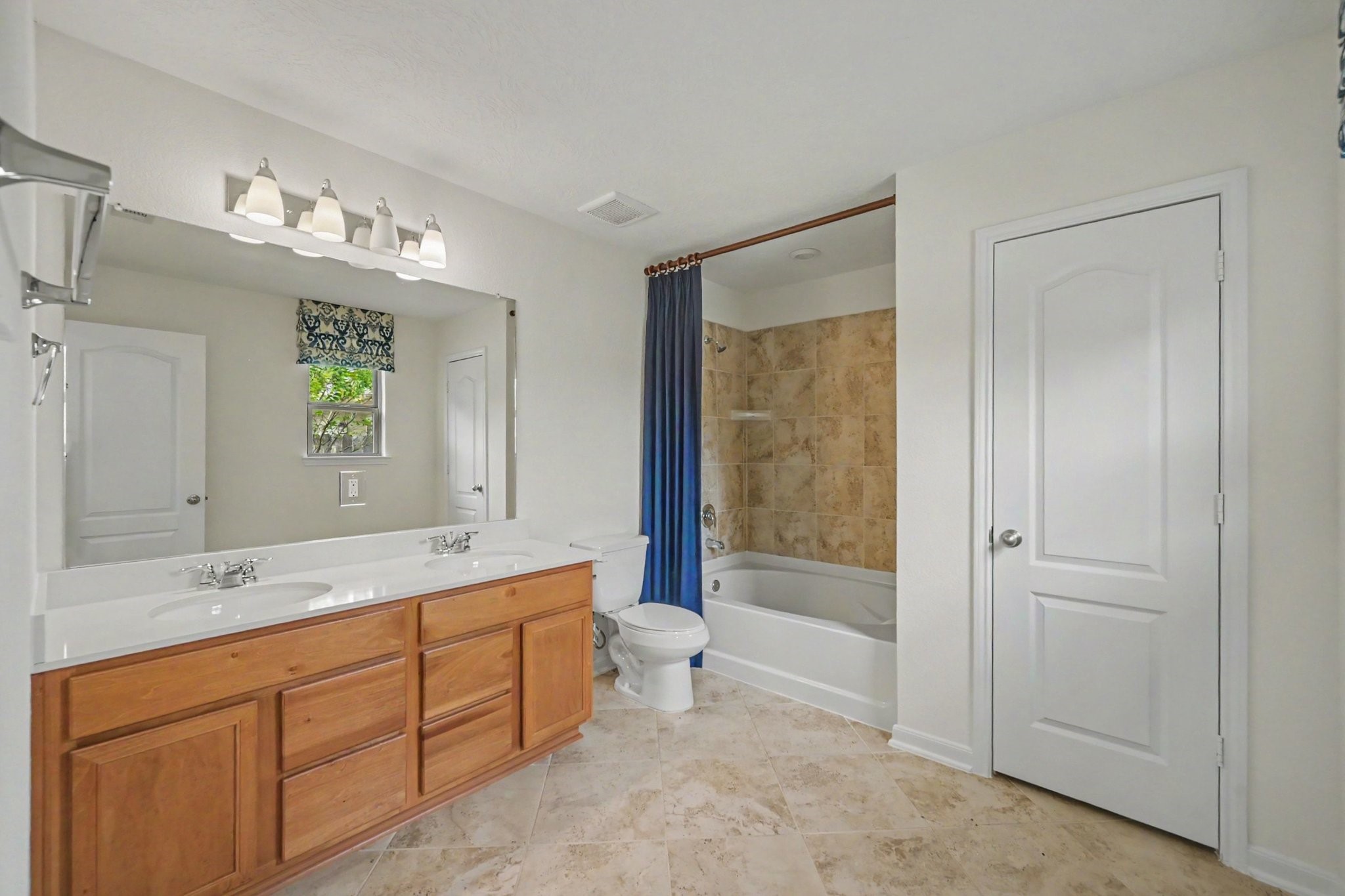 518 Sabino Sky Court Property Photo 16