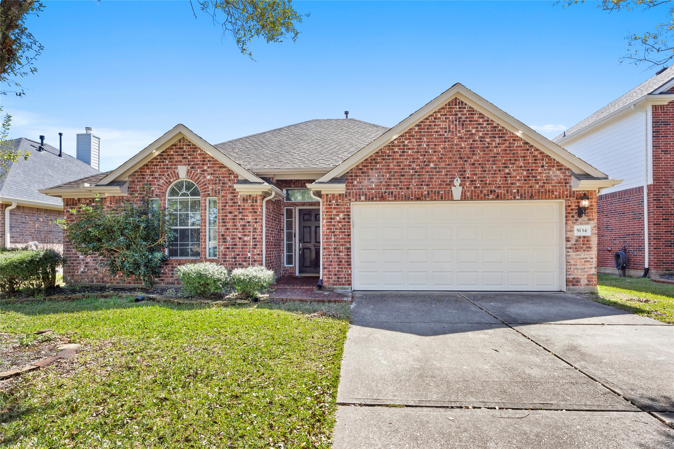 5134 Chase Park Circle Property Photo 1