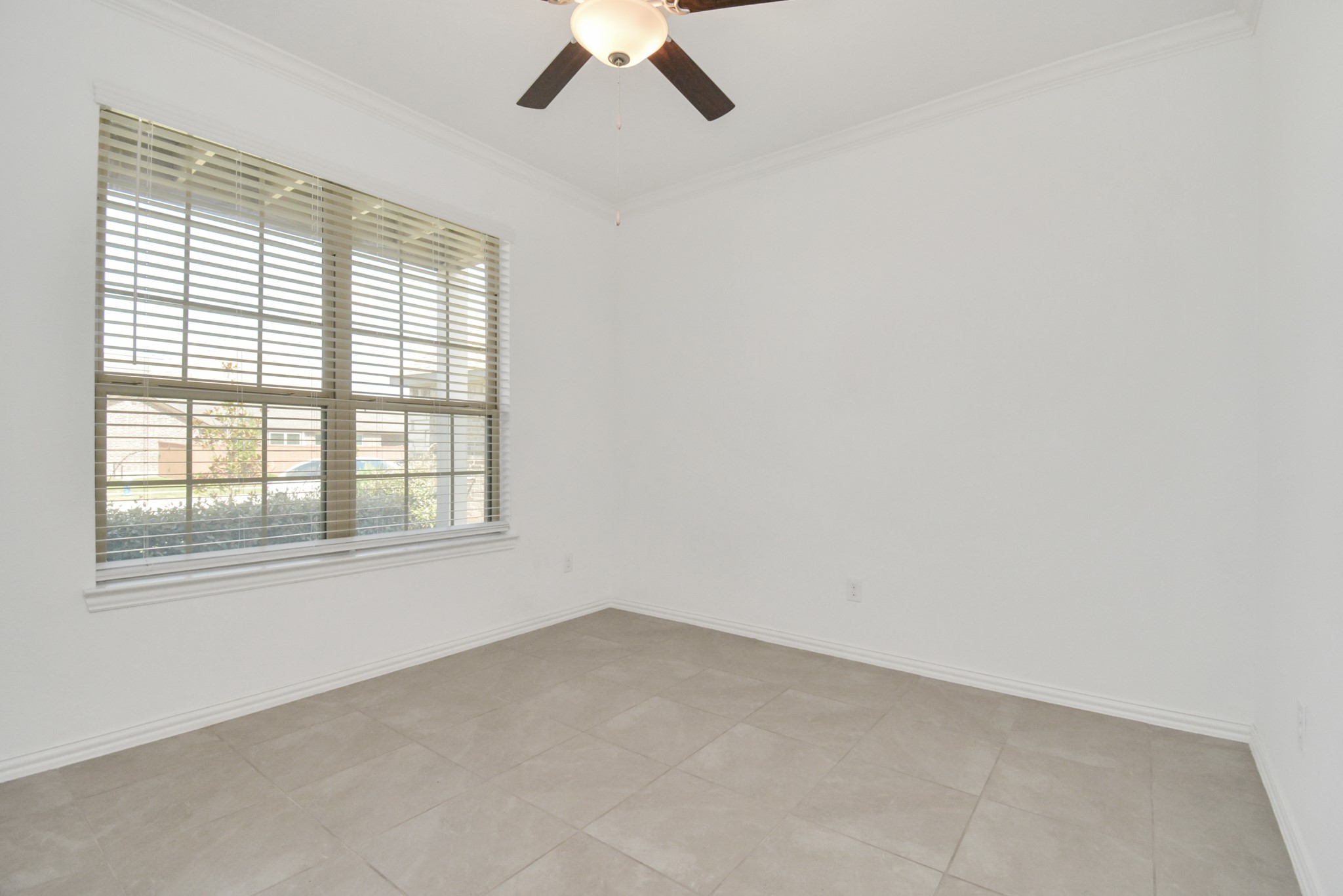 13002 Sheildaig Street Property Photo 5