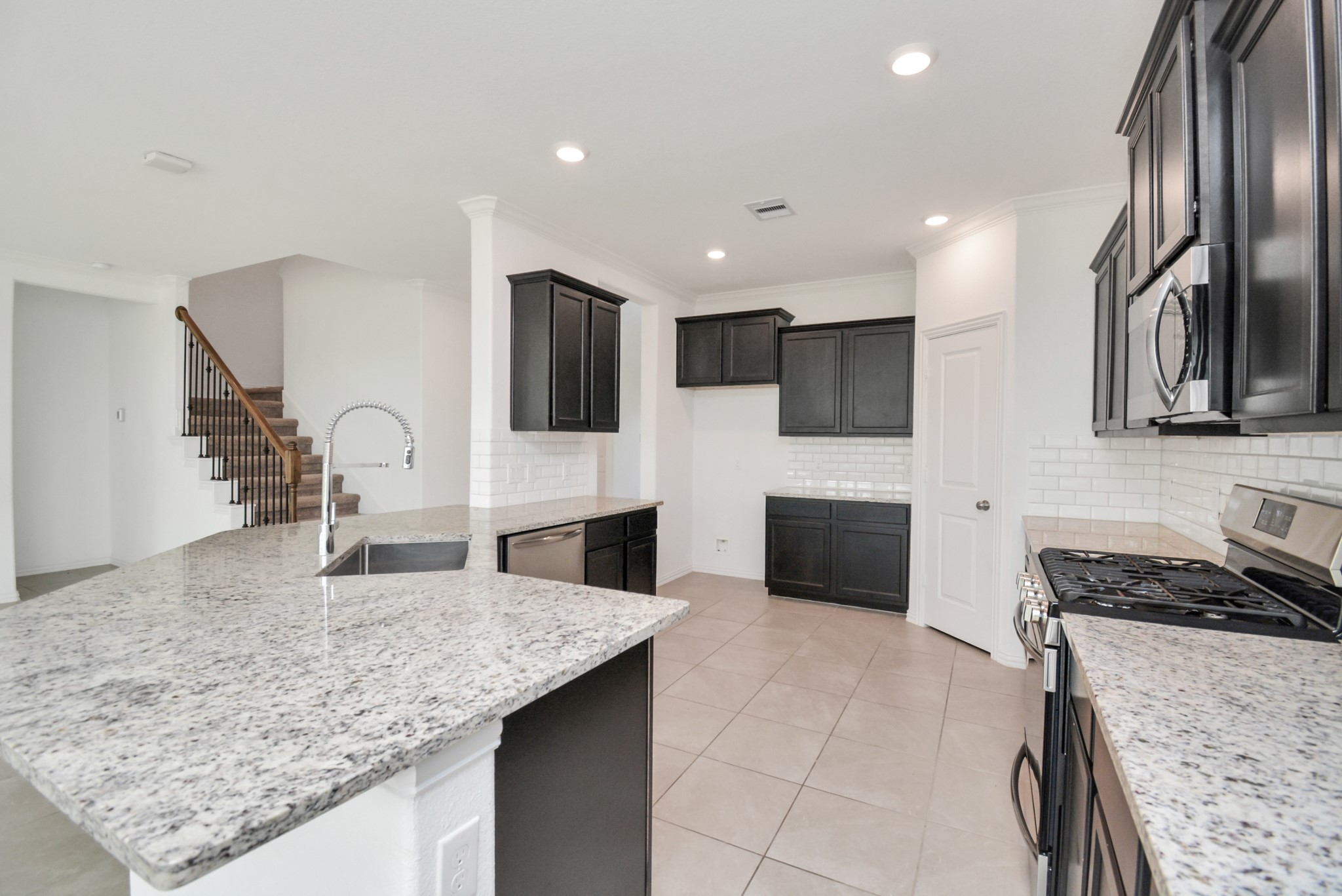 13002 Sheildaig Street Property Photo 12