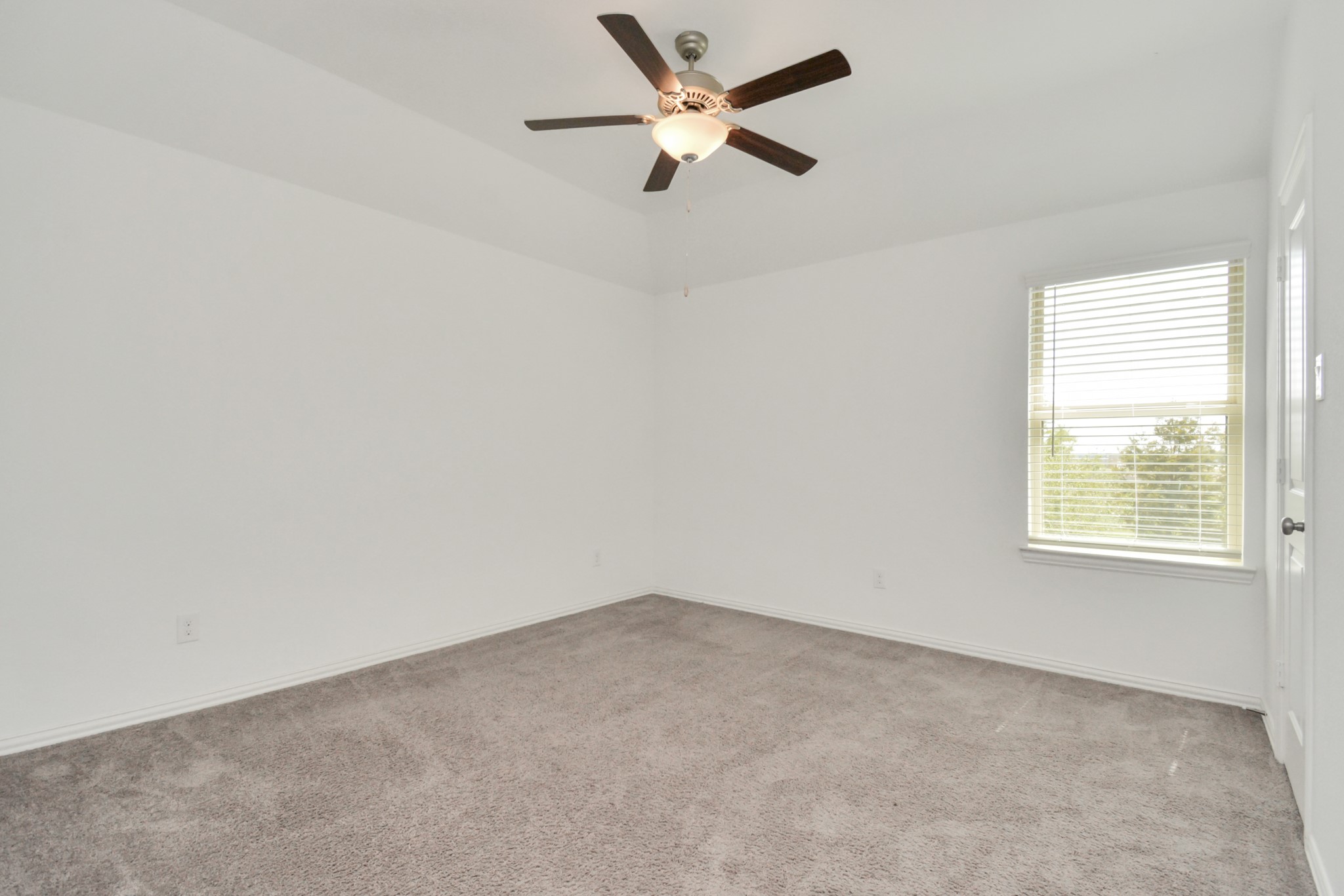 13002 Sheildaig Street Property Photo 31
