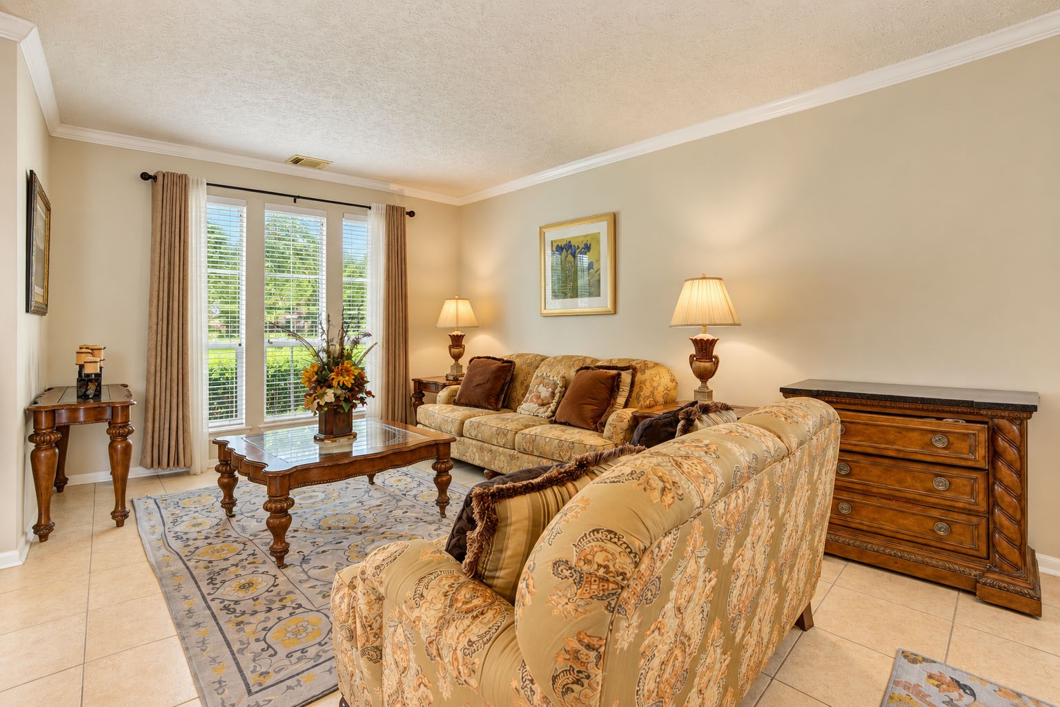 8111 Summer Wind Court Property Photo 7