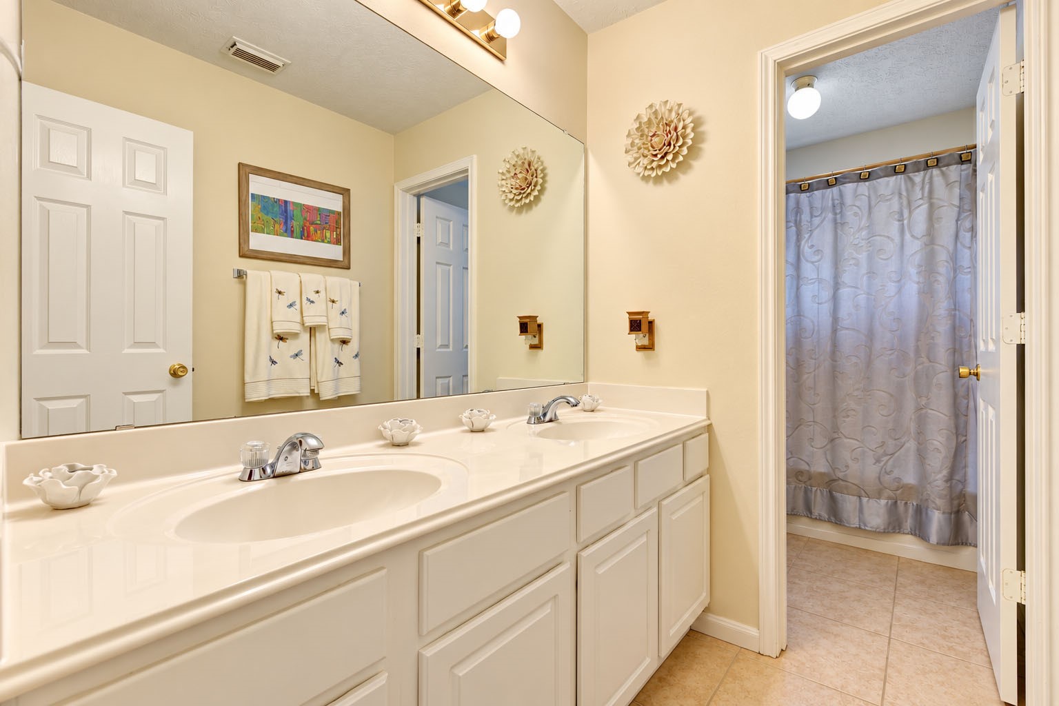 8111 Summer Wind Court Property Photo 15