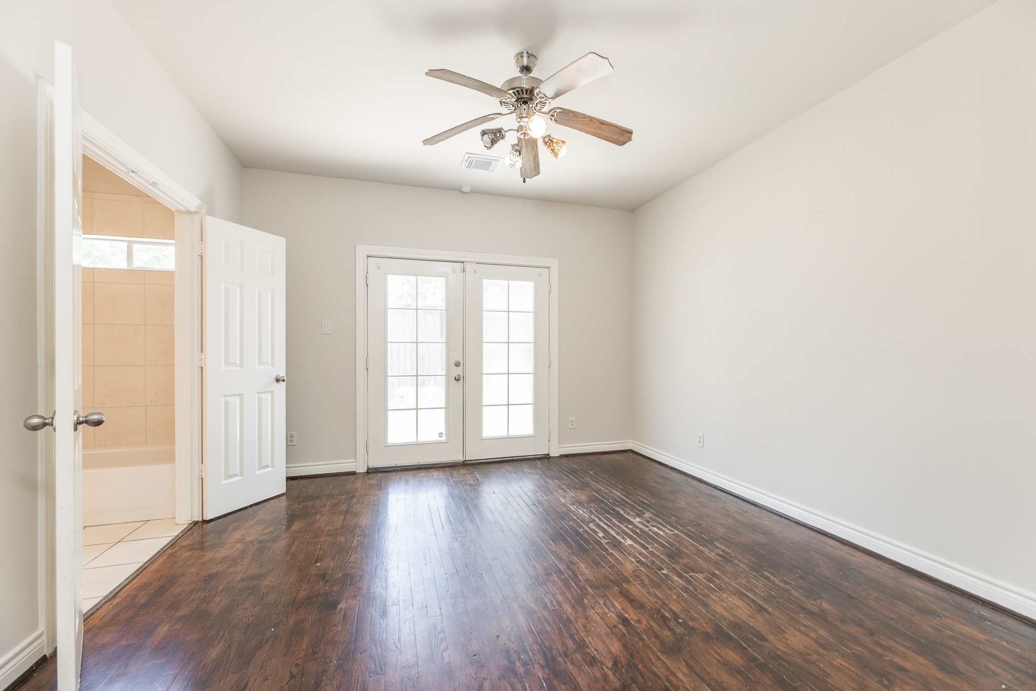 2616 Starboard Point Drive Property Photo 8