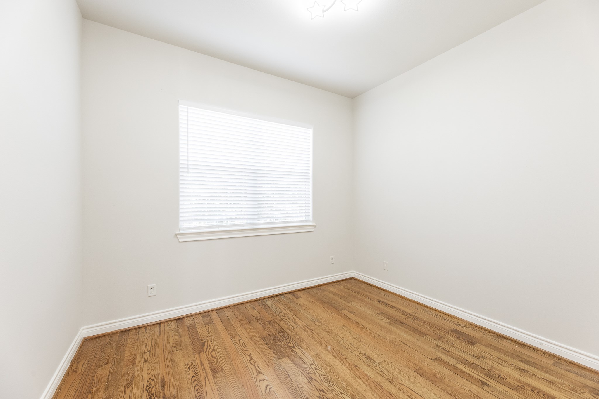 2616 Starboard Point Drive Property Photo 24