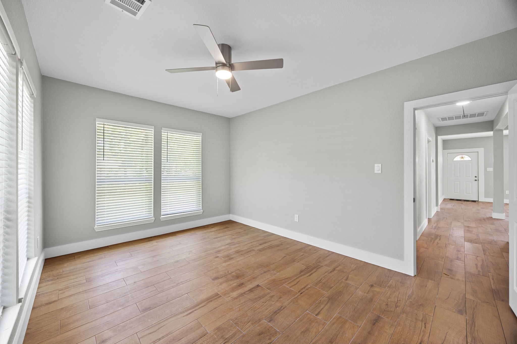 3916 Kennon Street Property Photo 13