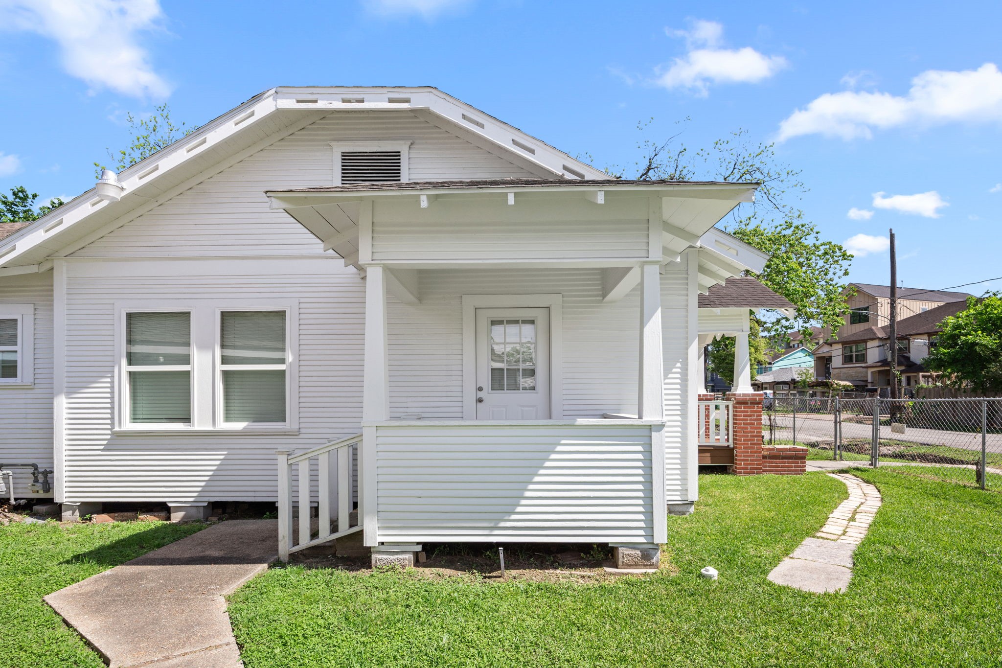3916 Kennon Street Property Photo 22