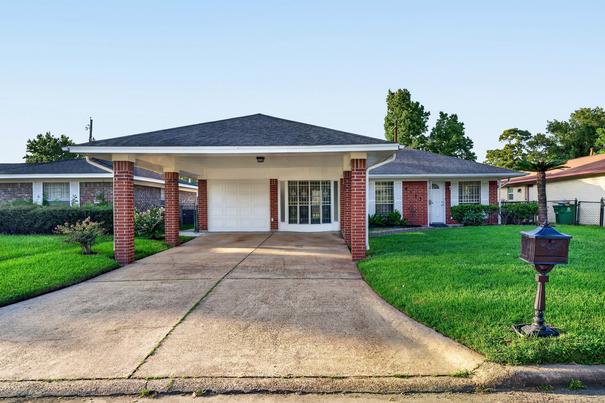 6127 Rietta Street Property Photo 1