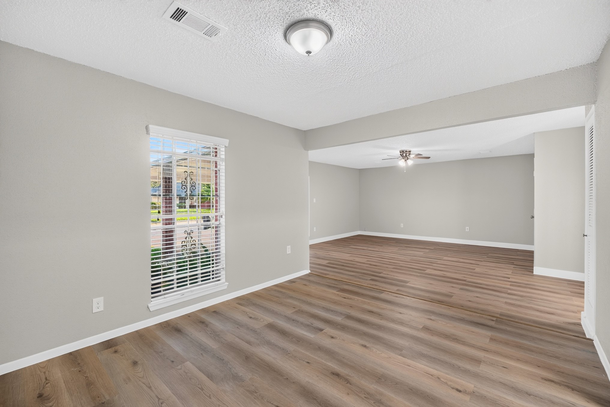 6127 Rietta Street Property Photo 15