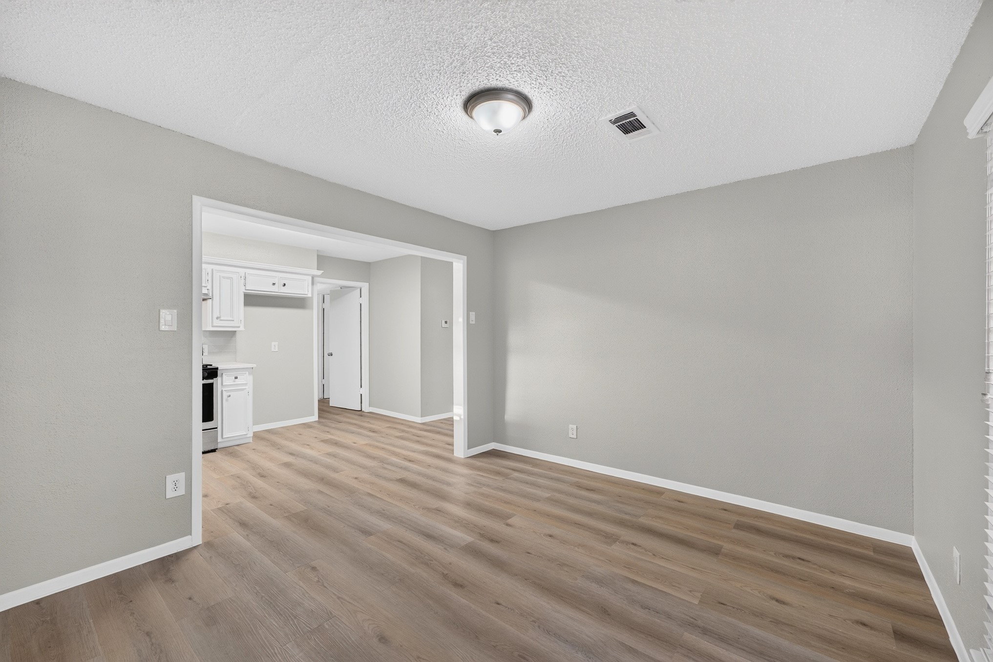 6127 Rietta Street Property Photo 17