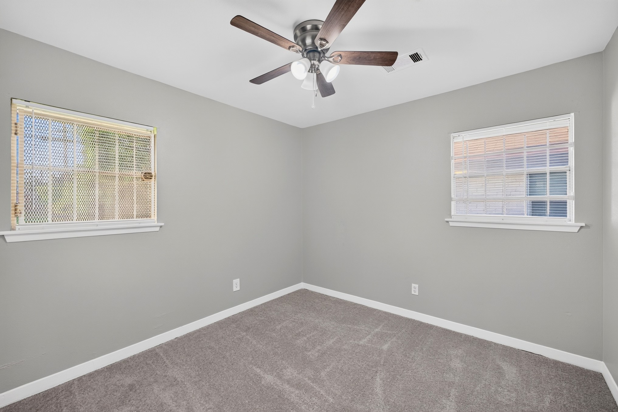 6127 Rietta Street Property Photo 24